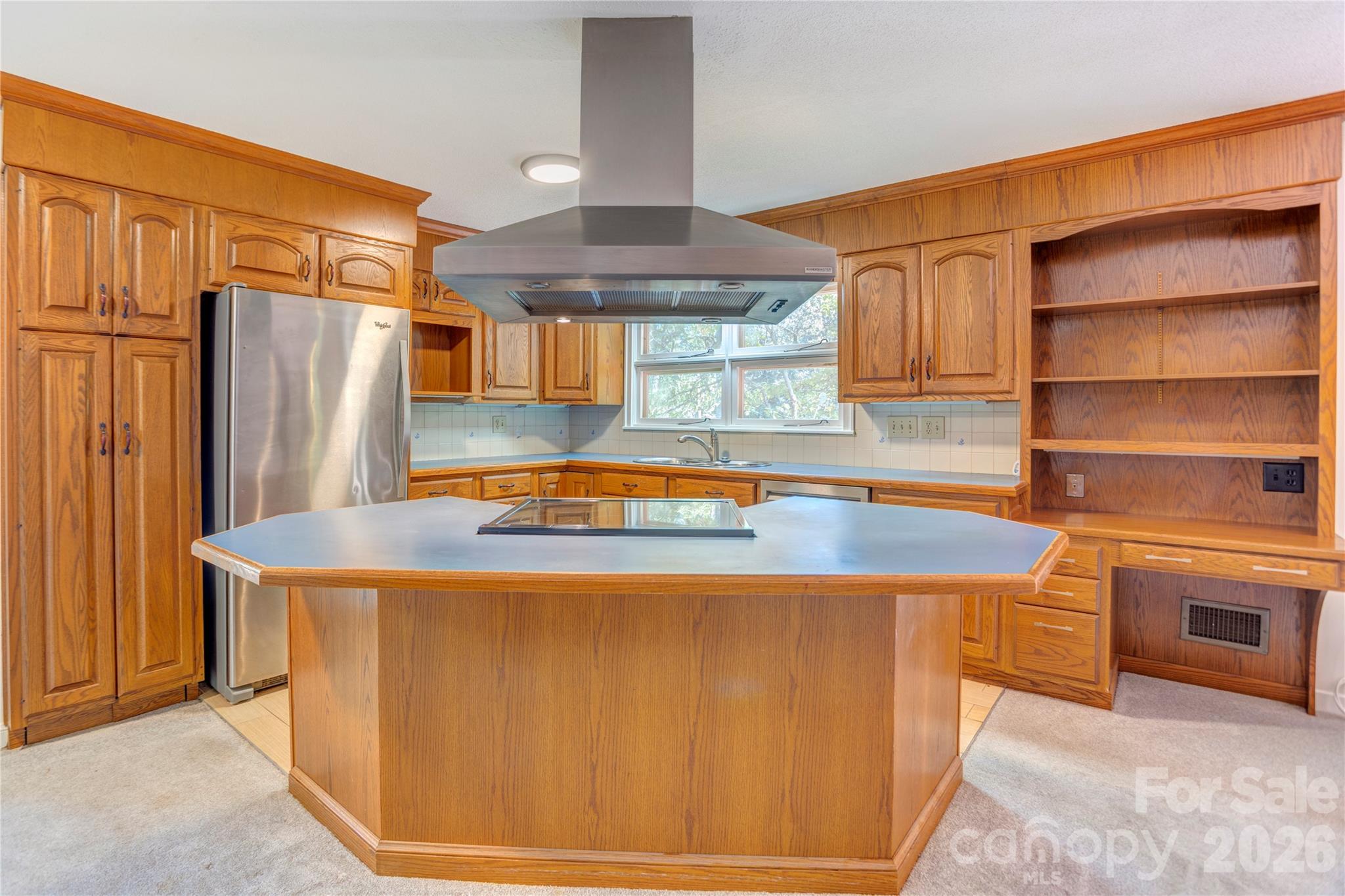 Kitchen - 688 Grandview Drive NE, Concord