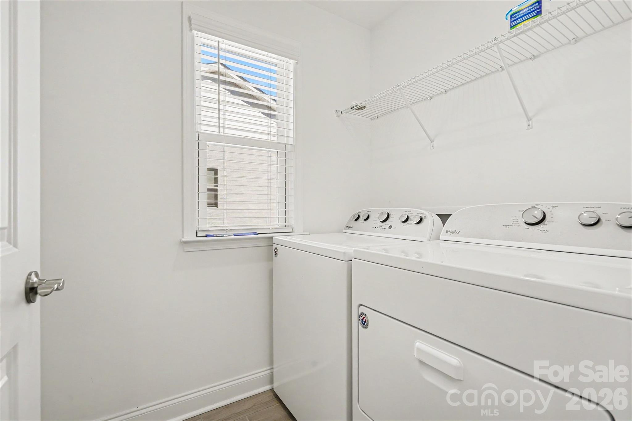 Single Family Residence at 19221 Yellow Birch Drive, Charlotte, photo 23 of 28