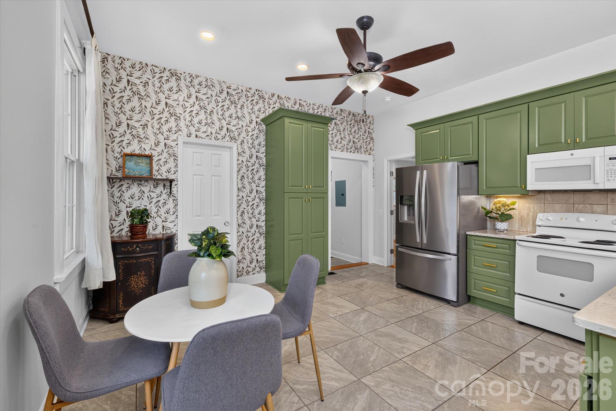 Kitchen + Breakfast Nook - 233 Florence Street, Rock Hill
