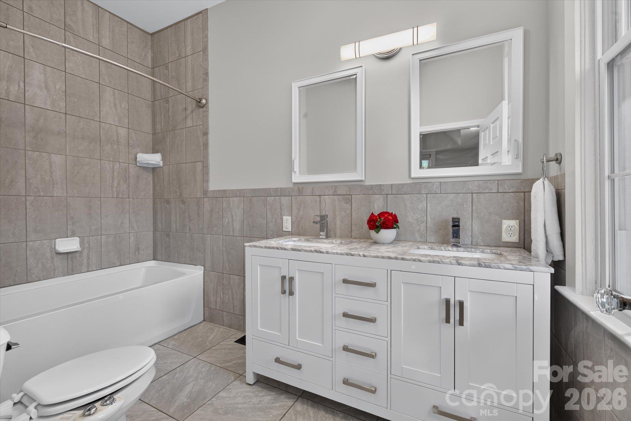 Primary Bath - 233 Florence Street, Rock Hill