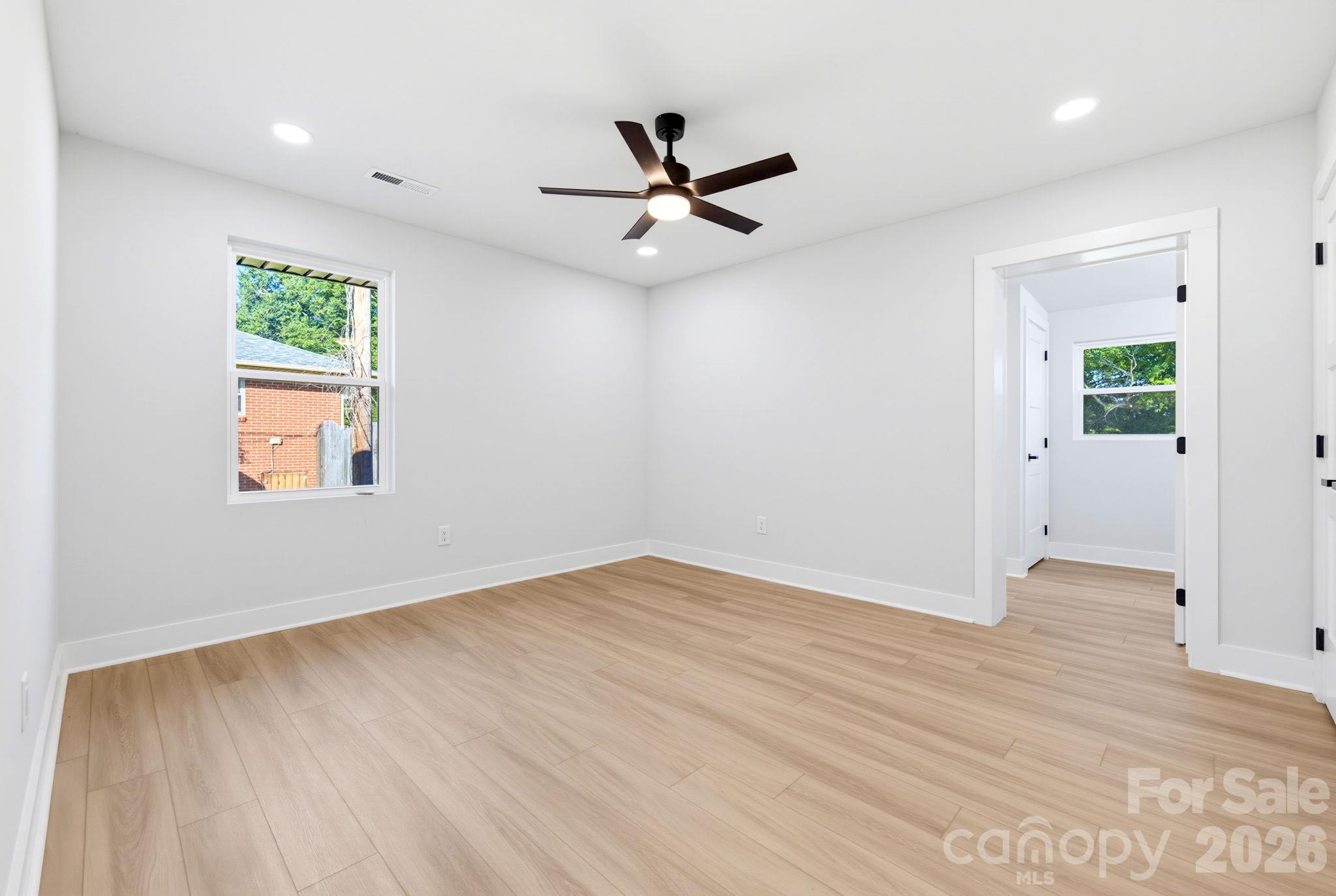 Single Family Residence at 1325 Armstrong Road, Belmont, photo 20 of 48