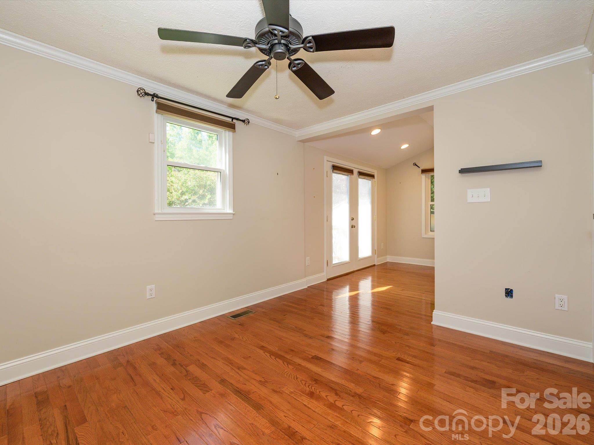 Single Family Residence at 3714 Fieldcrest Circle NW, Concord, photo 16 of 27