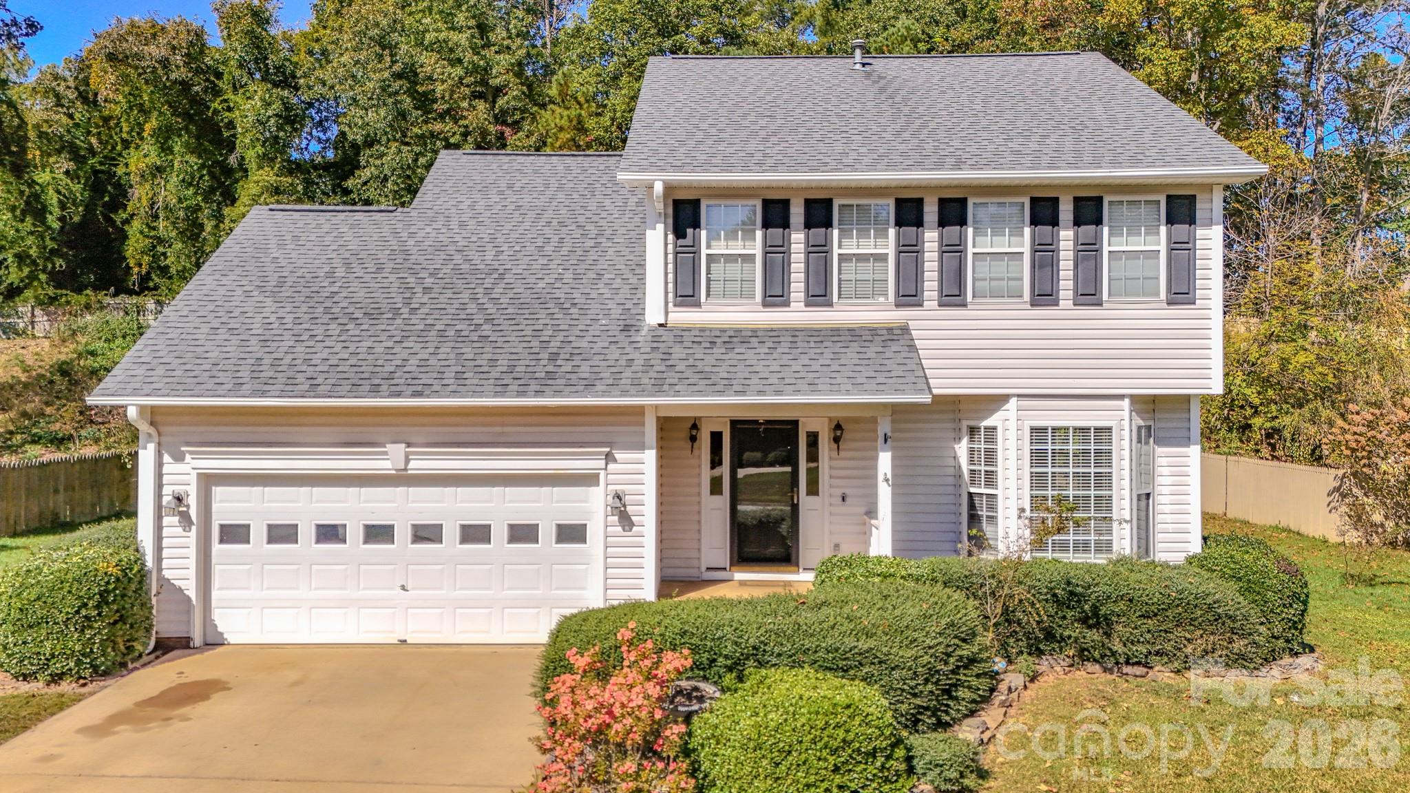 Single Family Residence at 89 N Wintergarden Road, Fletcher, photo 2 of 31