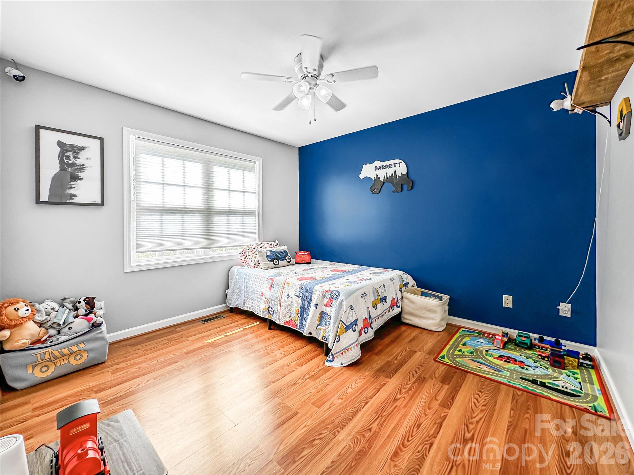 Single Family Residence at 3232 47th Avenue Place, Hickory, photo 11 of 24