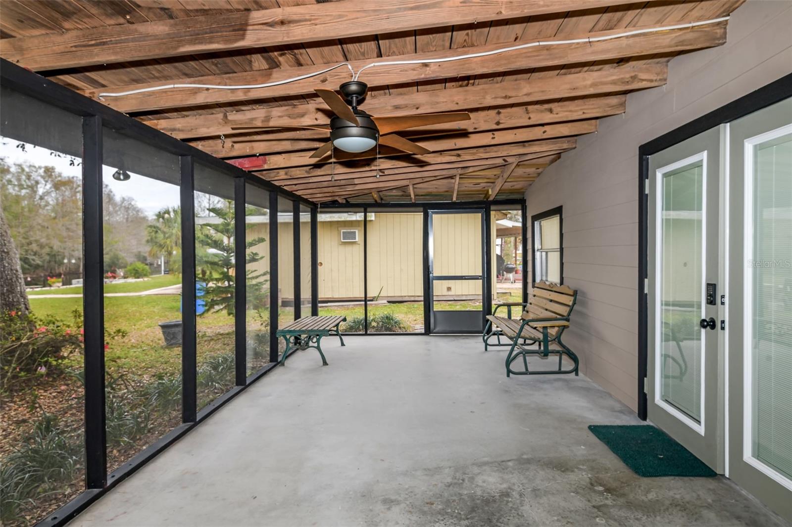 Single Family Residence at 11199 E TARPON CT, FLORAL CITY, photo 4 of 28