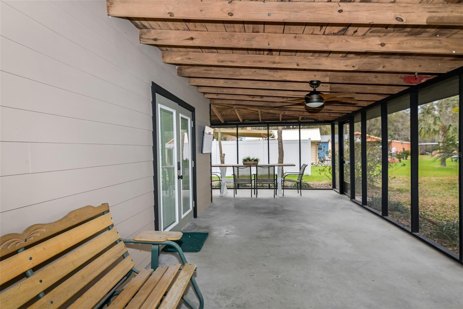 Single Family Residence at 11199 E TARPON CT, FLORAL CITY, photo 6 of 28