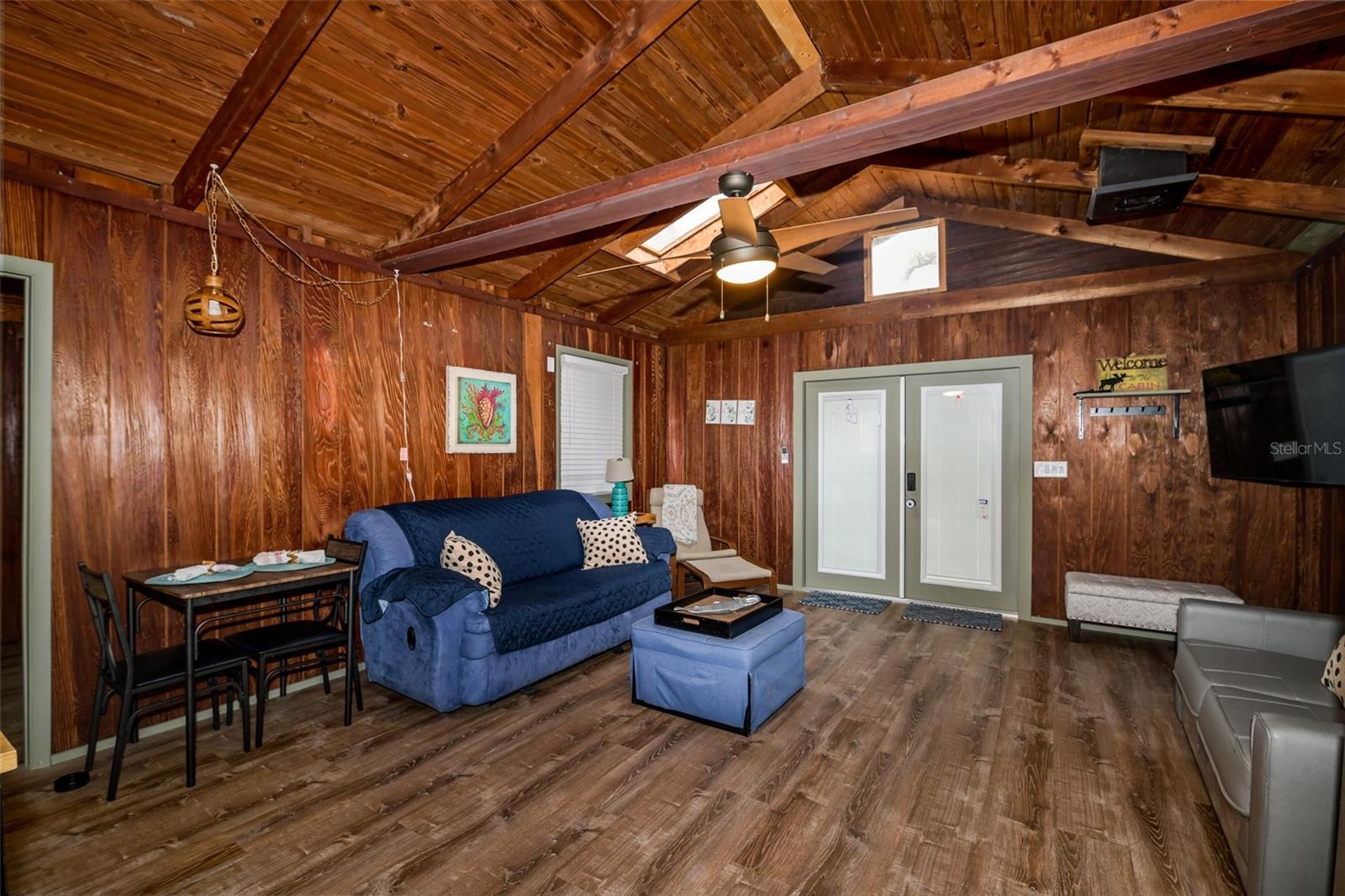 Single Family Residence at 11199 E TARPON CT, FLORAL CITY, photo 9 of 28