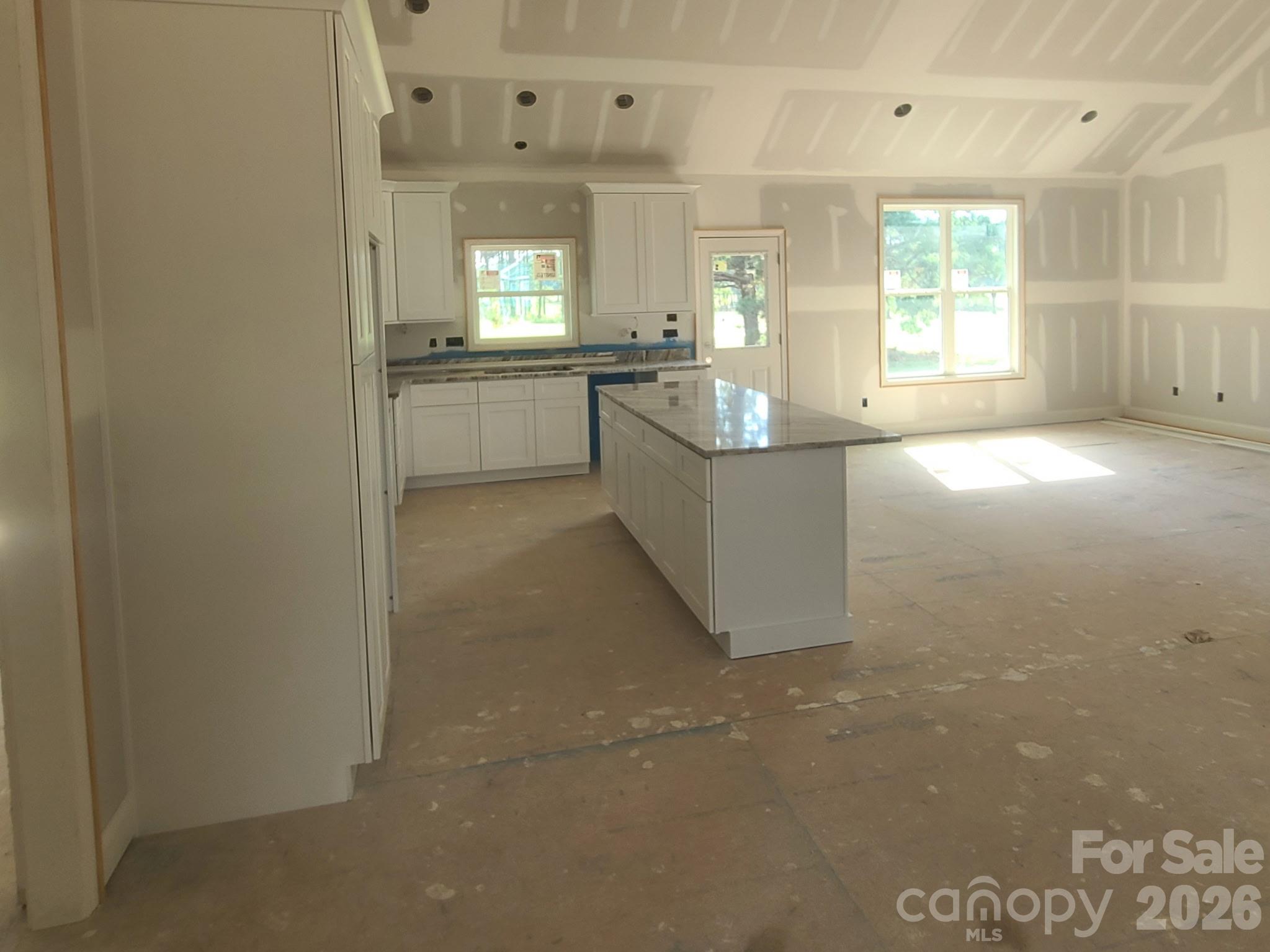 Single Family Residence at 511 Birdie Haven Drive, Chester, photo 3 of 6