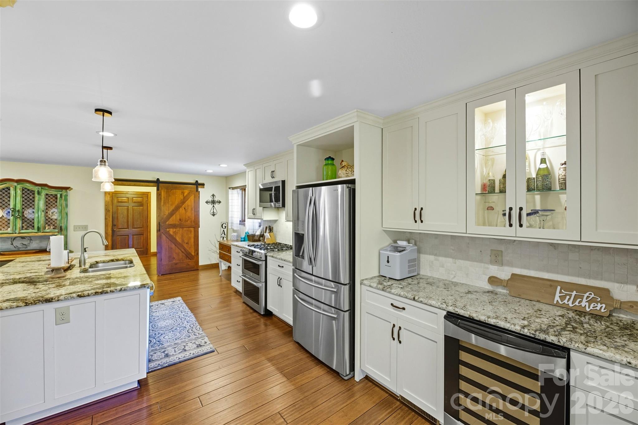 Single Family Residence at 1515 Heatherloch Drive, Gastonia, photo 5 of 36