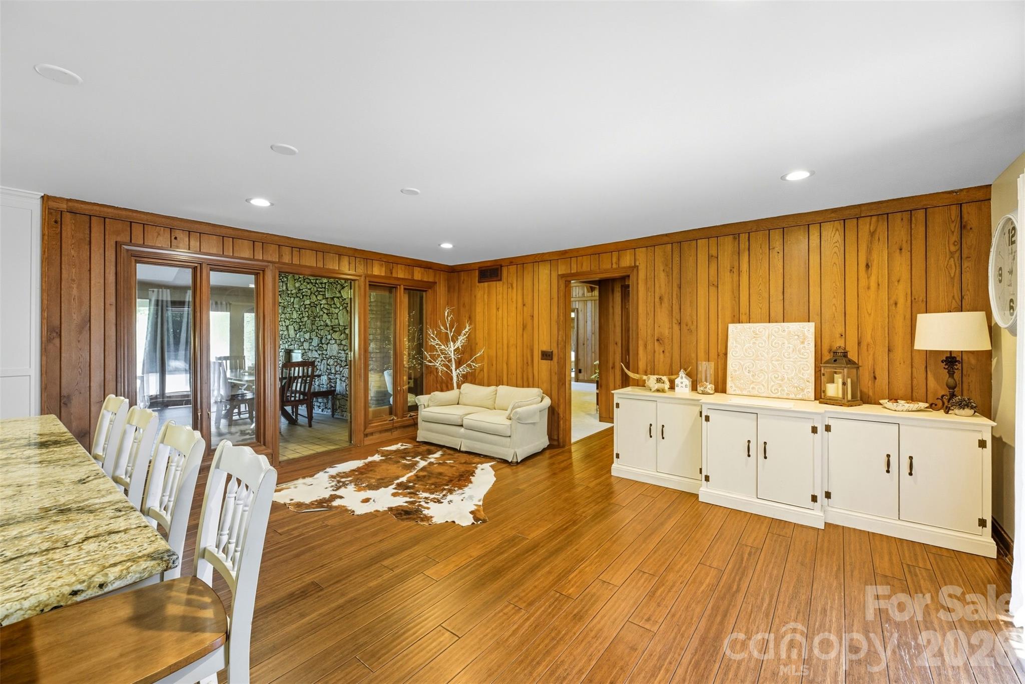 Single Family Residence at 1515 Heatherloch Drive, Gastonia, photo 11 of 36