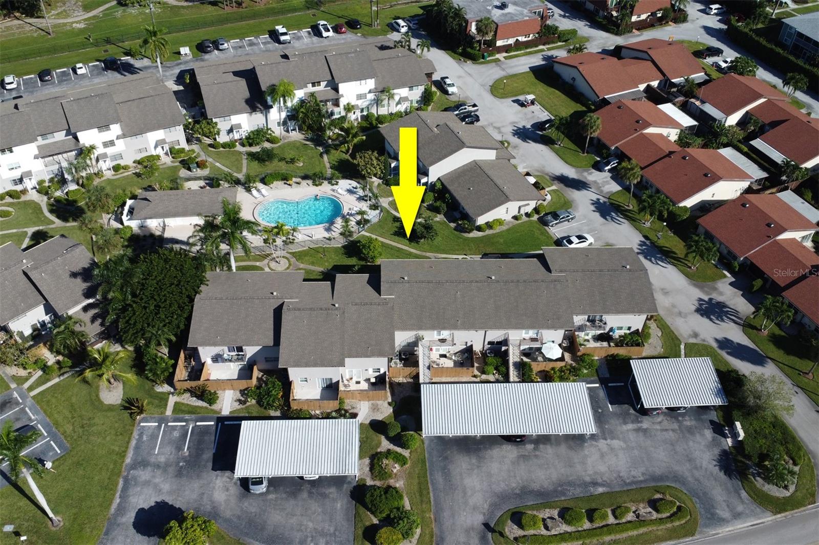 180 CYPRESS WAY E #C218