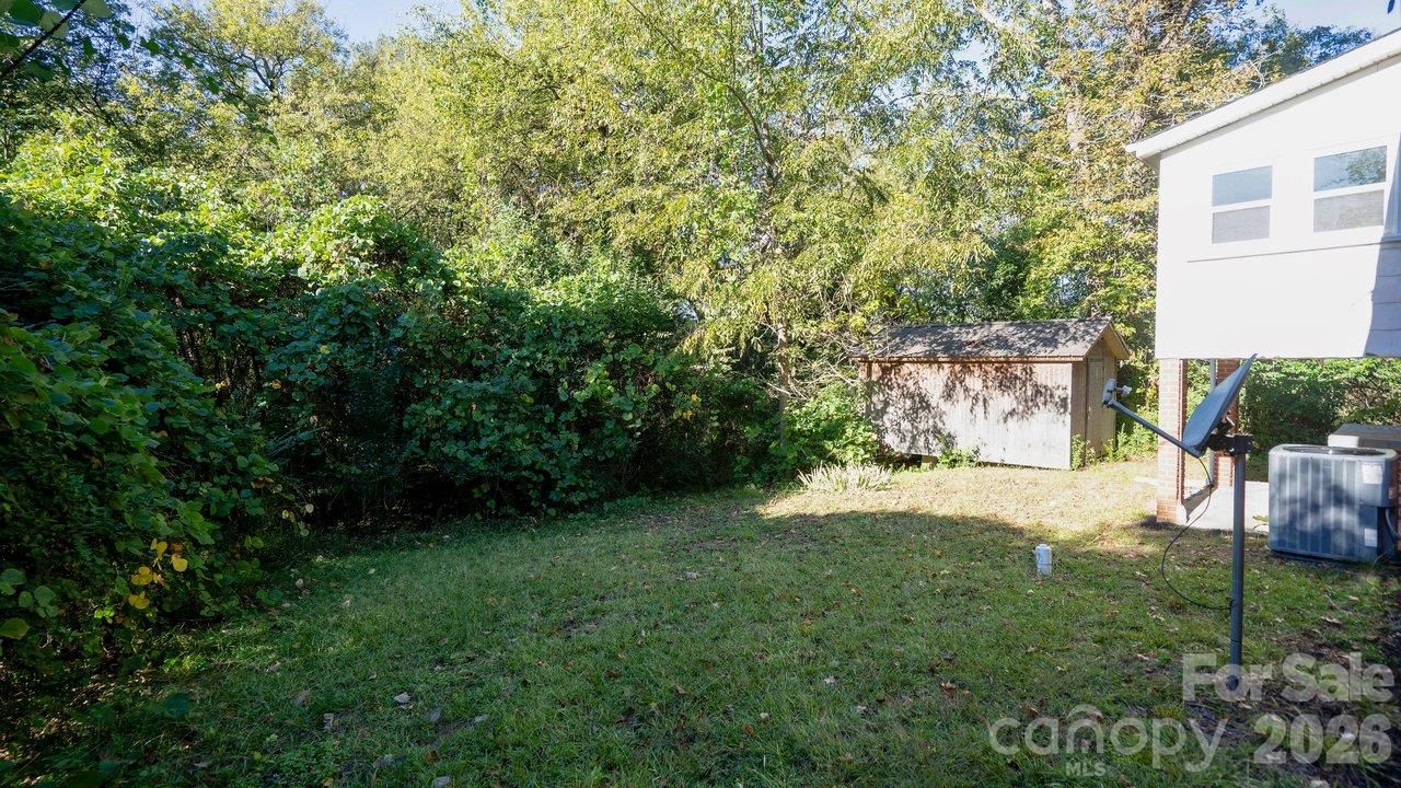 Single Family Residence at 205 Sunrise Avenue, Mount Gilead, photo 35 of 42