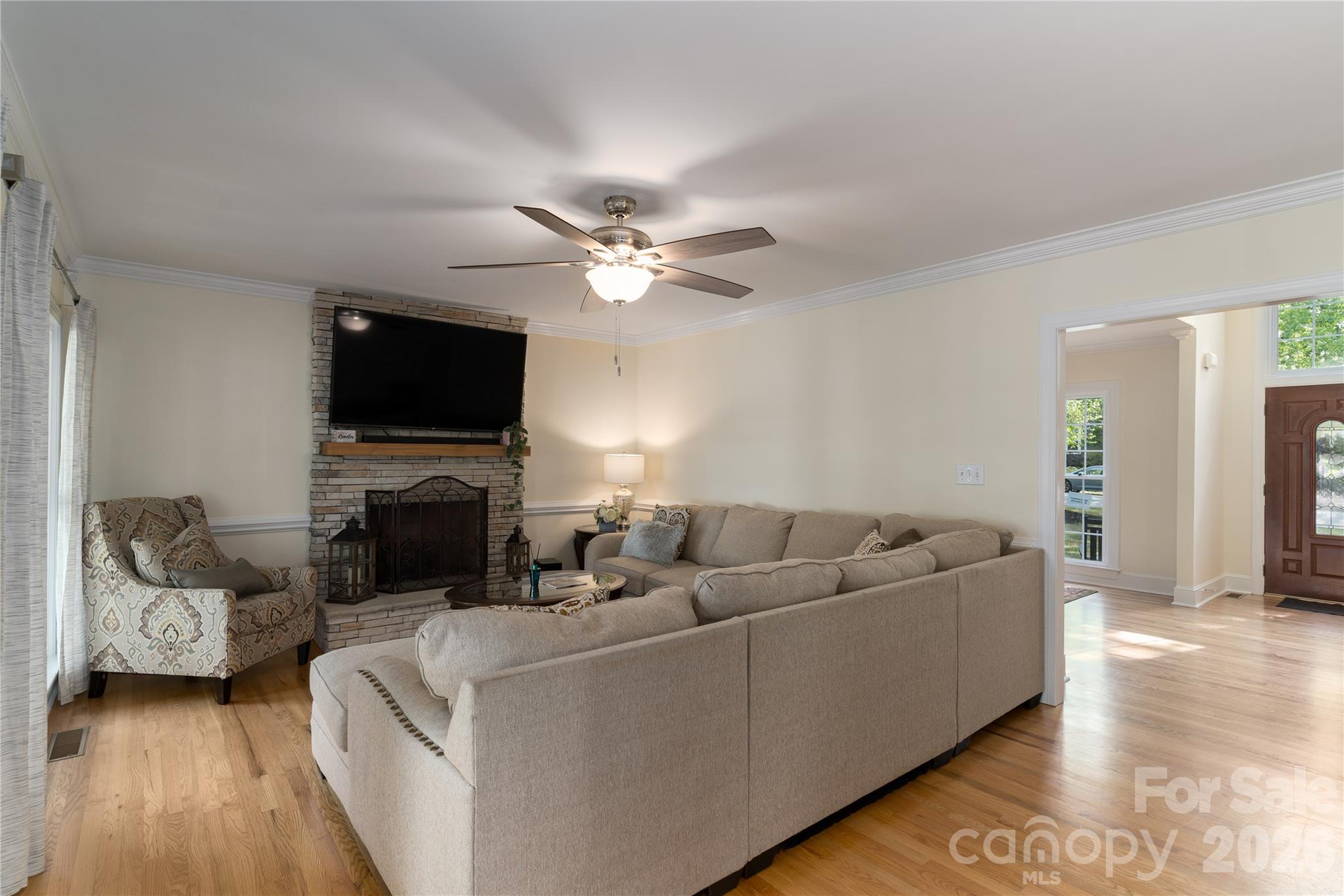 Enjoy a cozy fire and overlook your beautiful backyard oasis - 16647 Greenfarm Road, Huntersville