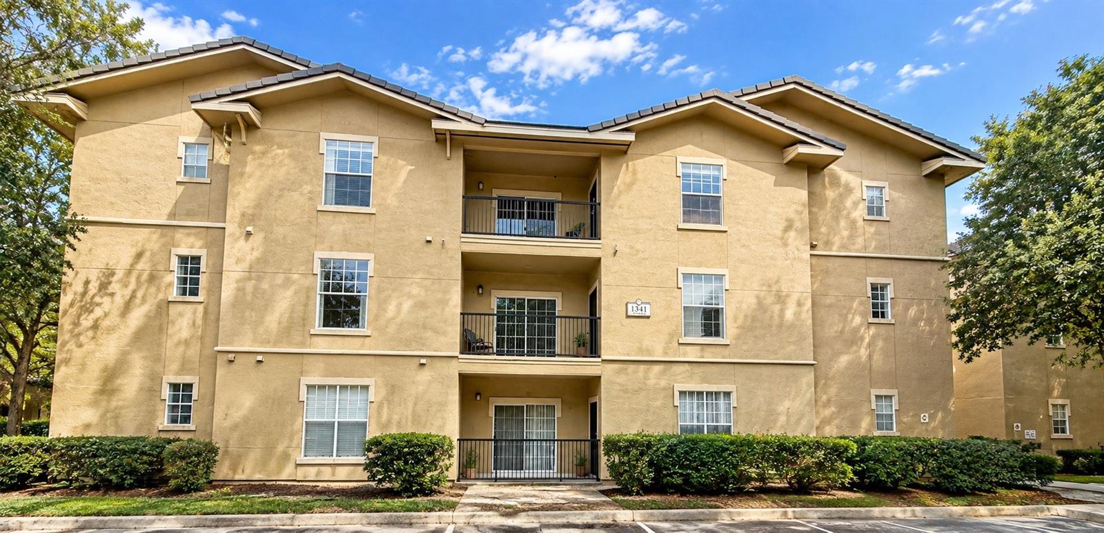 1341 ARBOR VISTA LOOP #225