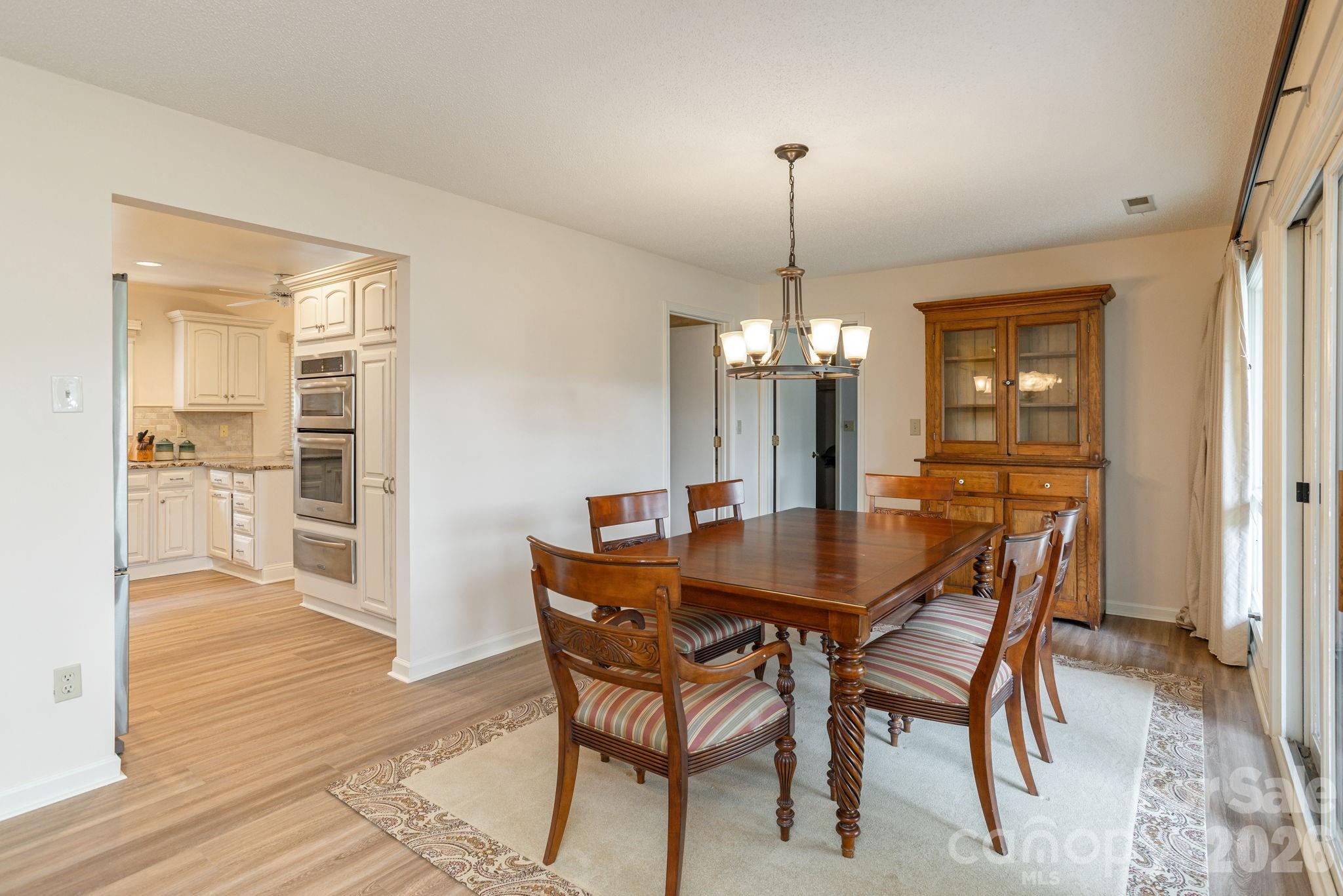 Condominium at 103 GOLFSIDE Drive, Flat Rock, photo 11 of 35