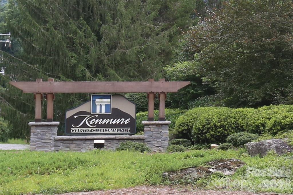 Condominium at 103 GOLFSIDE Drive, Flat Rock, photo 35 of 35