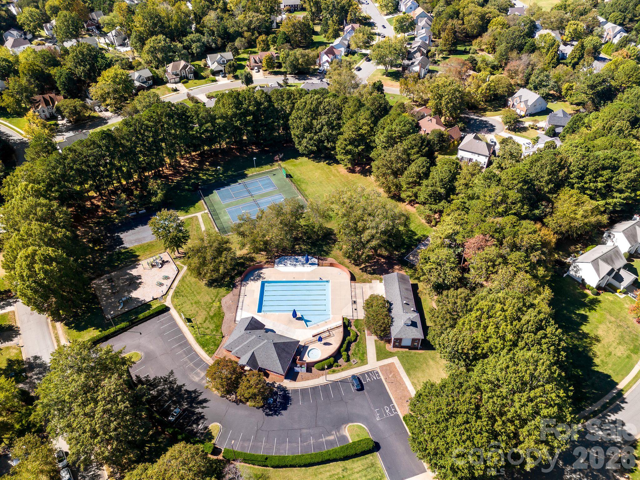 Single Family Residence at 8908 Steinbeck Court, Charlotte, photo 45 of 48