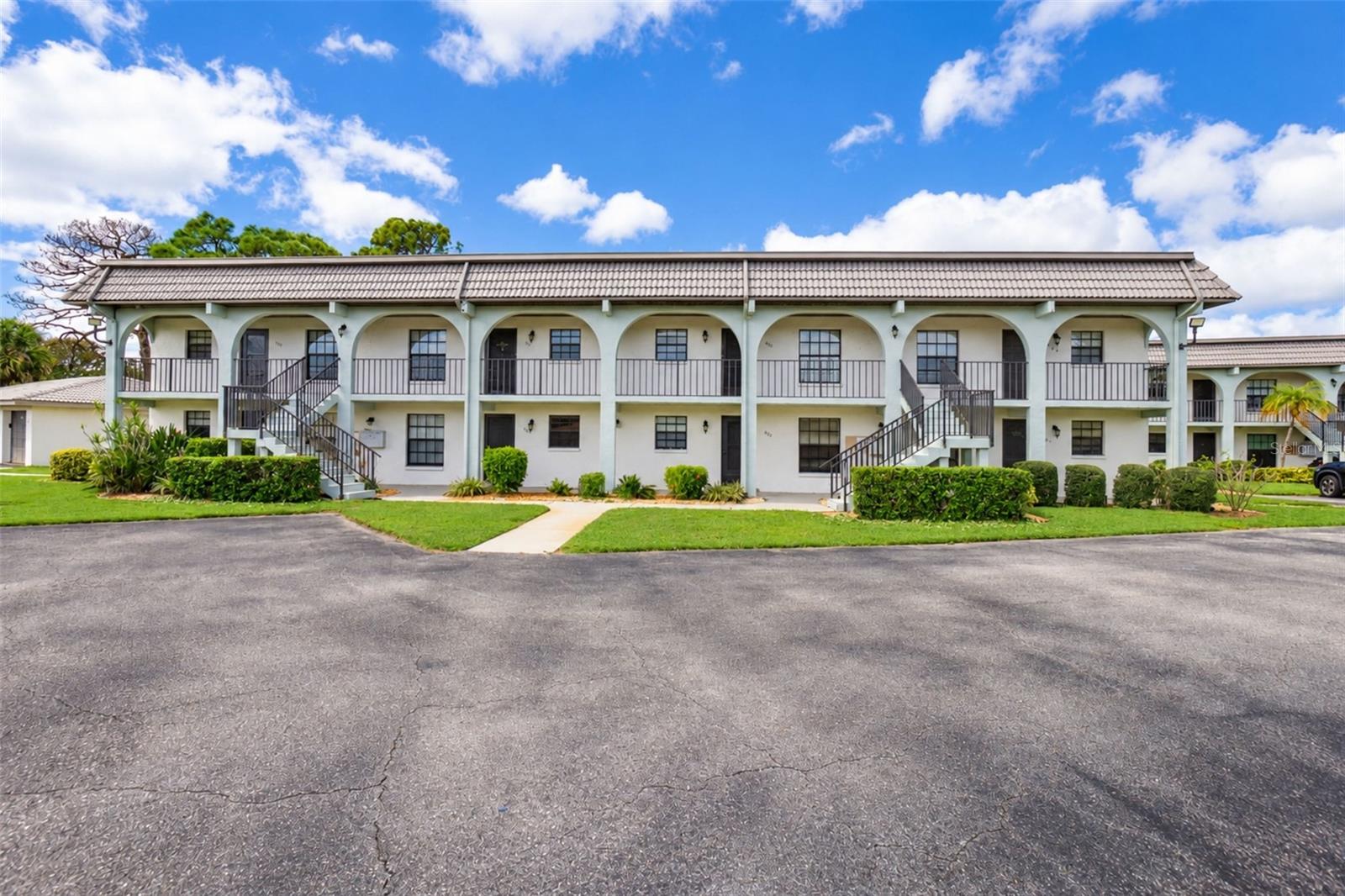 150 ENGLEWOOD ISLES PKWY #508