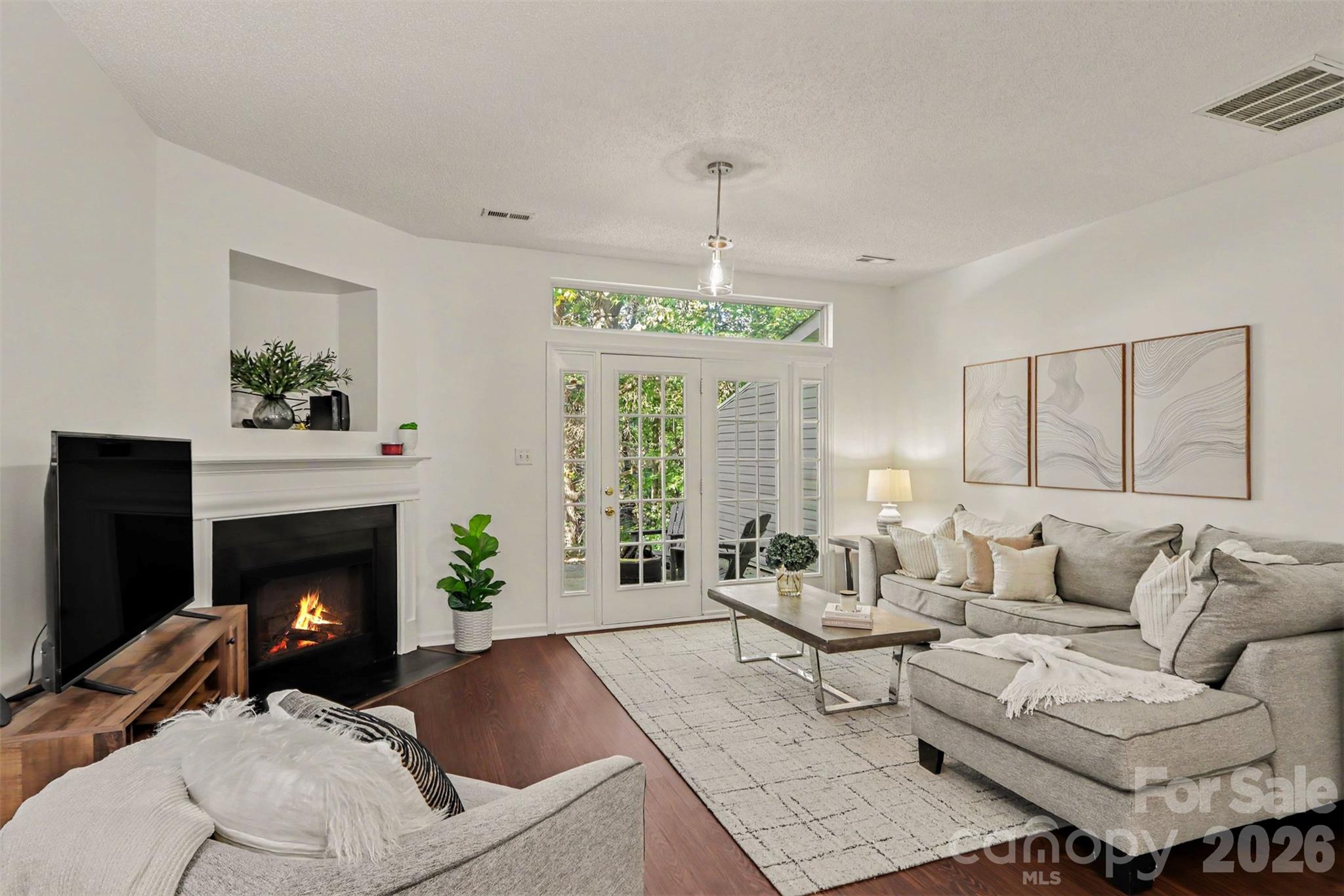 Townhouse at 9120 Treyburn Drive, Charlotte, photo 6 of 18