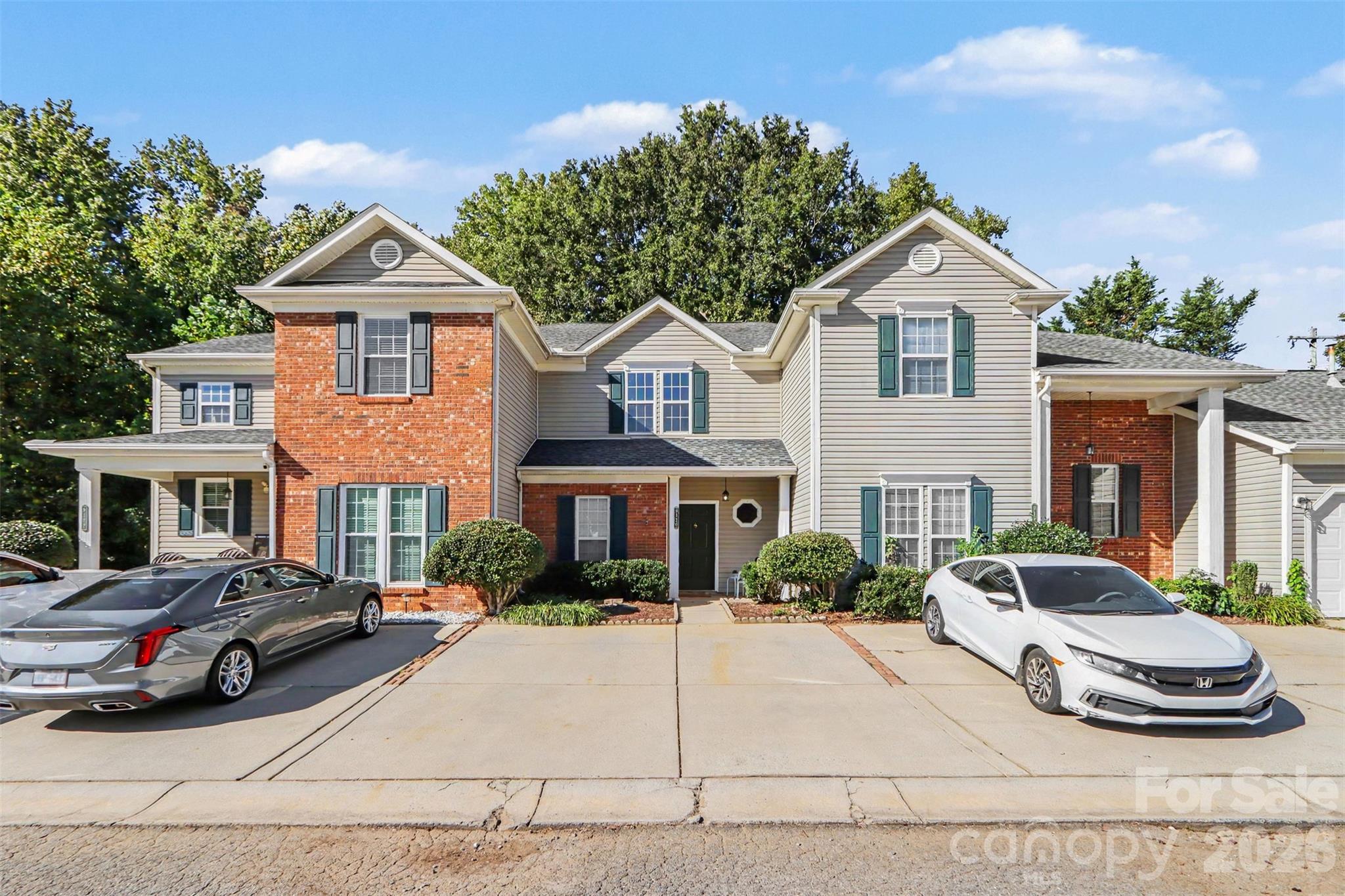 Townhouse at 9120 Treyburn Drive, Charlotte, photo 14 of 18
