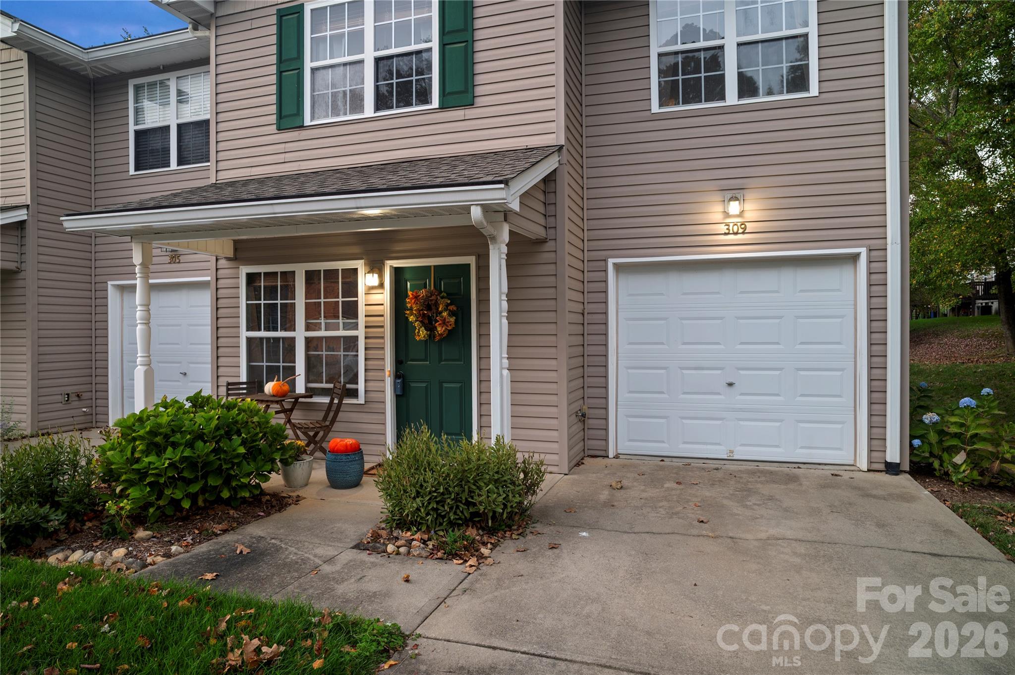 Condominium at 309 Wiltshire Circle, Fletcher, photo 3 of 43