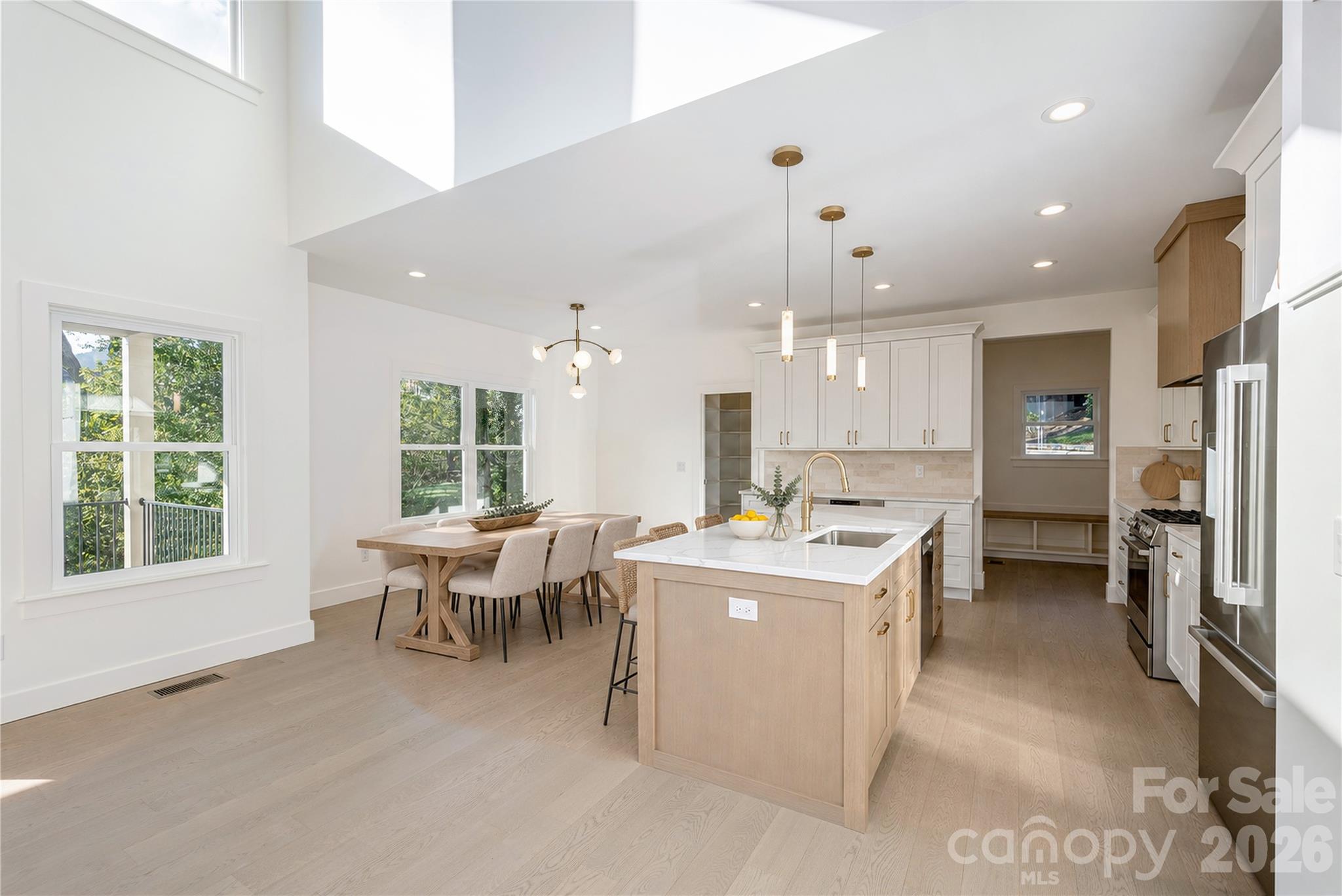 Kitchen - 159 Meadow Breeze Road, Arden