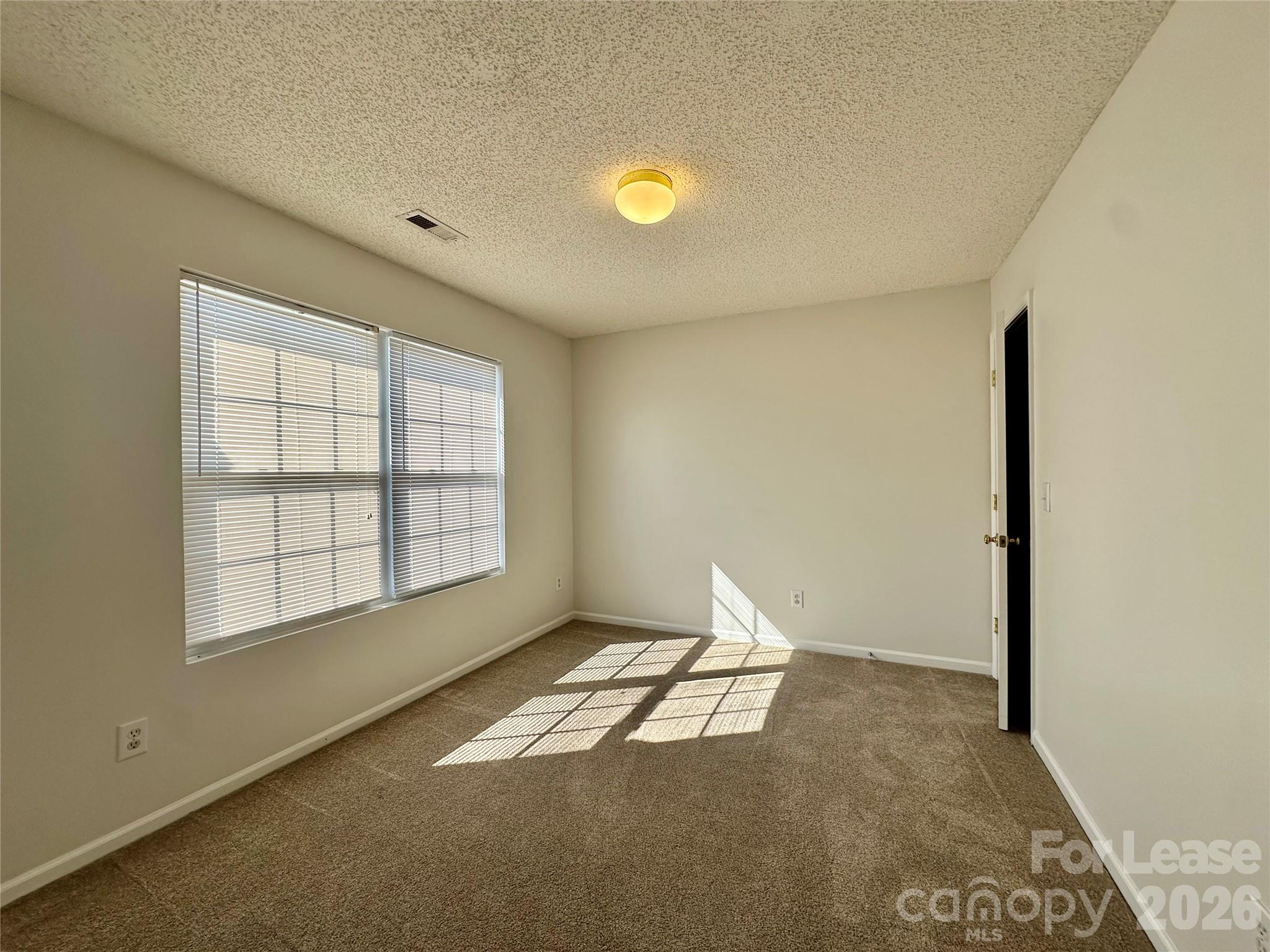 Single Family Residence at 5787 Dove Point Drive SW, Concord, photo 24 of 39