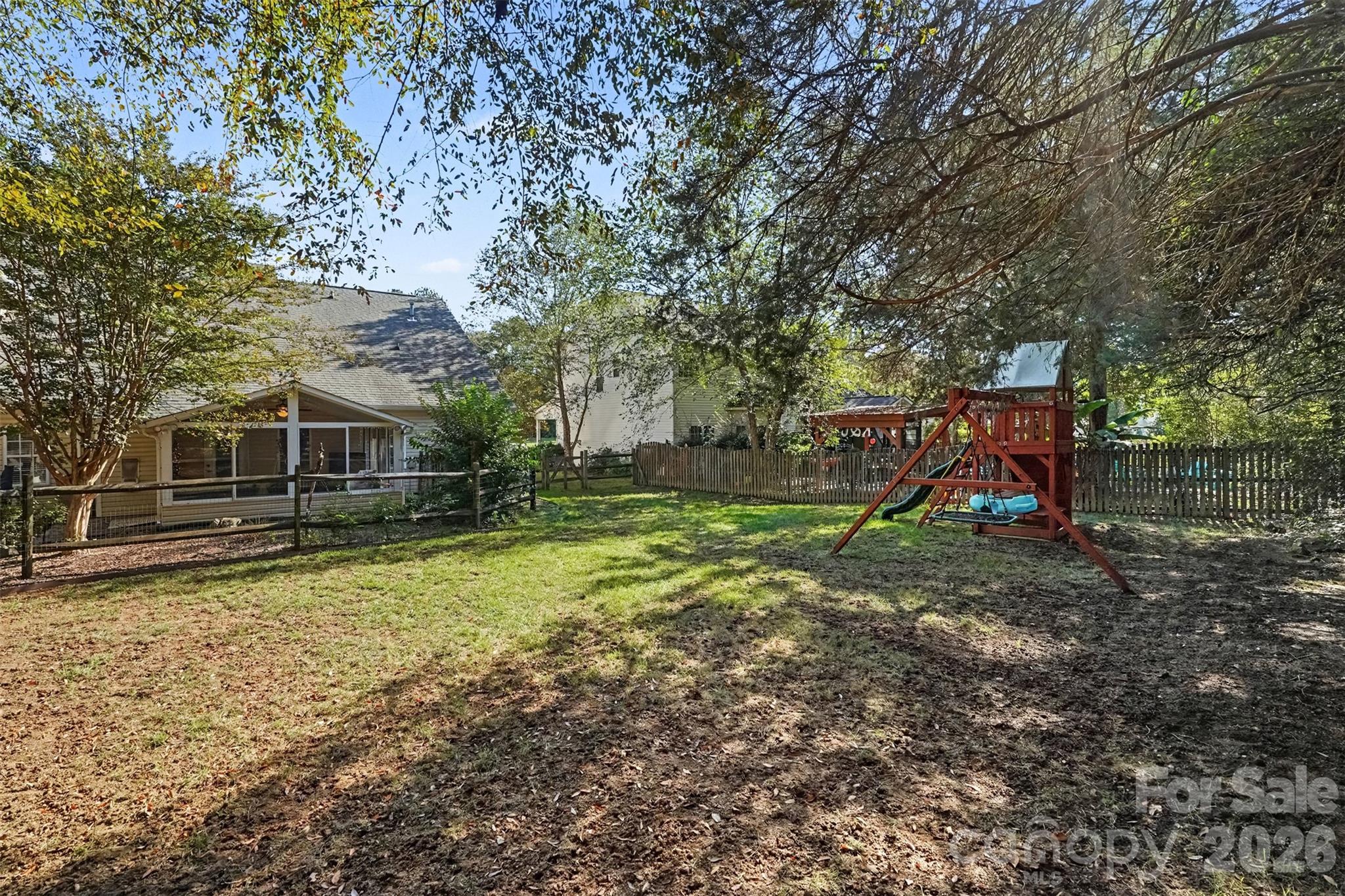 Single Family Residence at 8610 Ellington Park Drive, Charlotte, photo 27 of 29