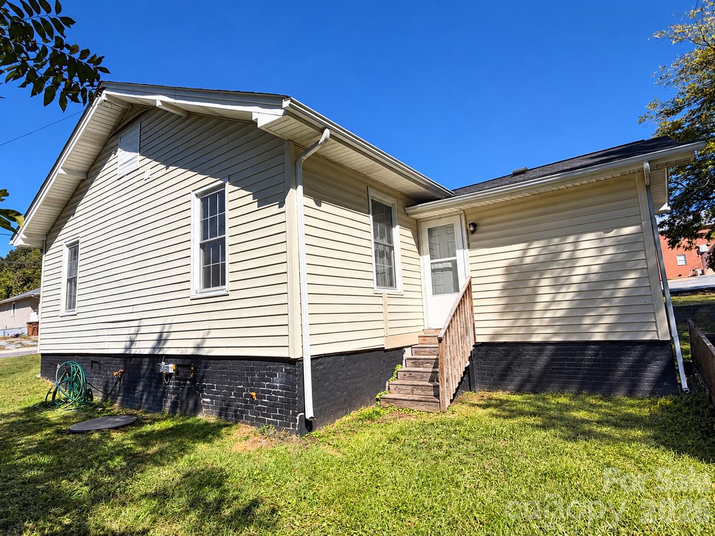 Single Family Residence at 412 Carolina Avenue, Shelby, photo 11 of 13