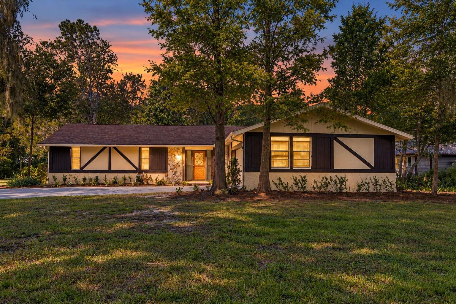 12 SYCAMORE CT E