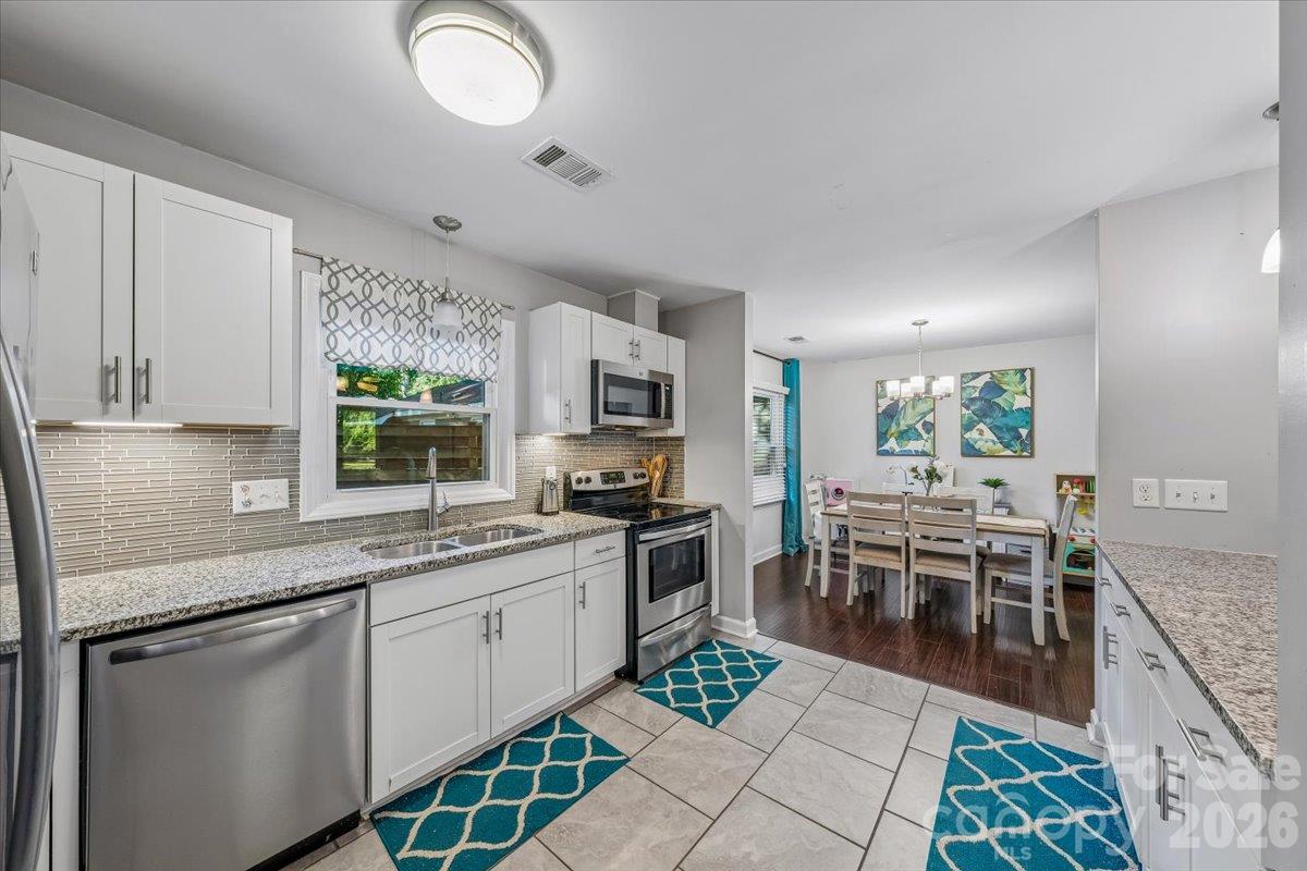 Duplex at 6000 Gate Post Road, Charlotte, photo 15 of 45