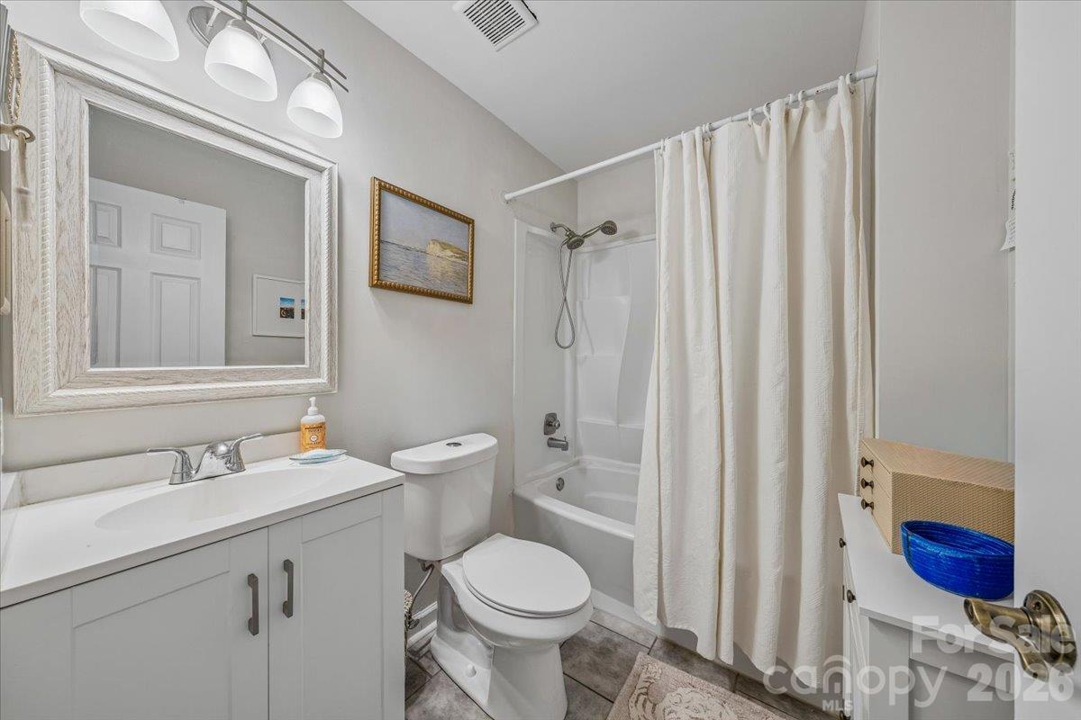 Duplex at 6000 Gate Post Road, Charlotte, photo 29 of 45