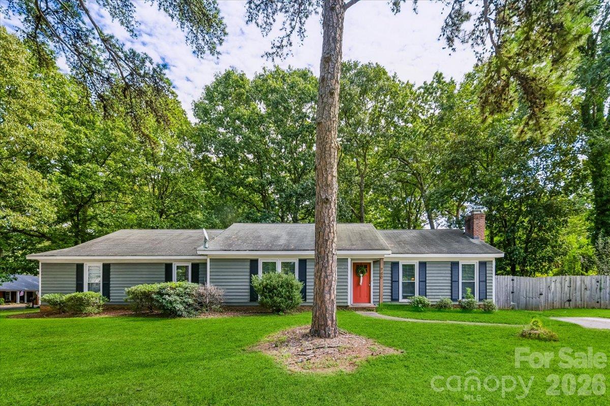 Duplex at 6000 Gate Post Road, Charlotte, photo 44 of 45
