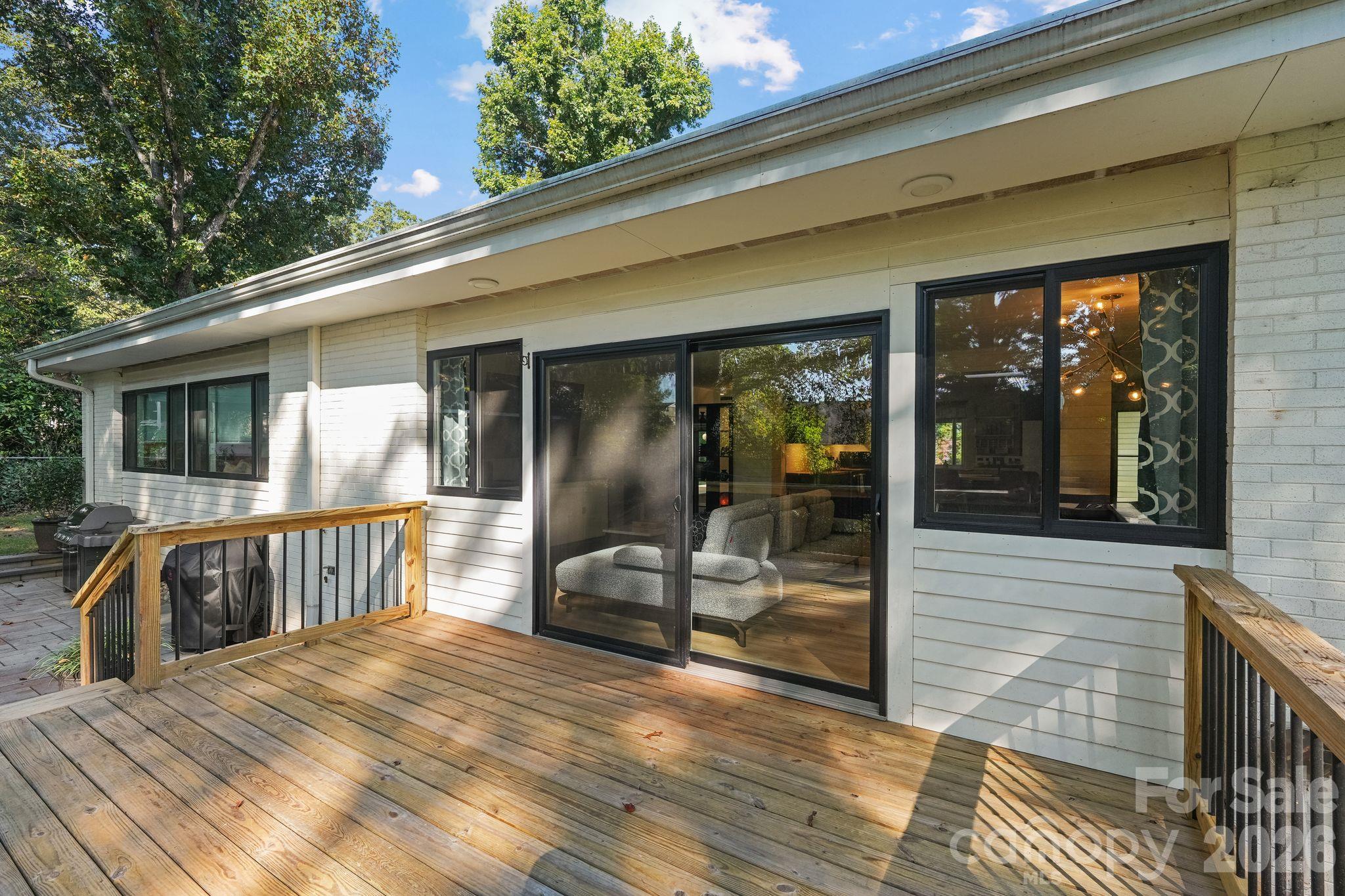 Single Family Residence at 1077 19th Avenue Place NW, Hickory, photo 23 of 33