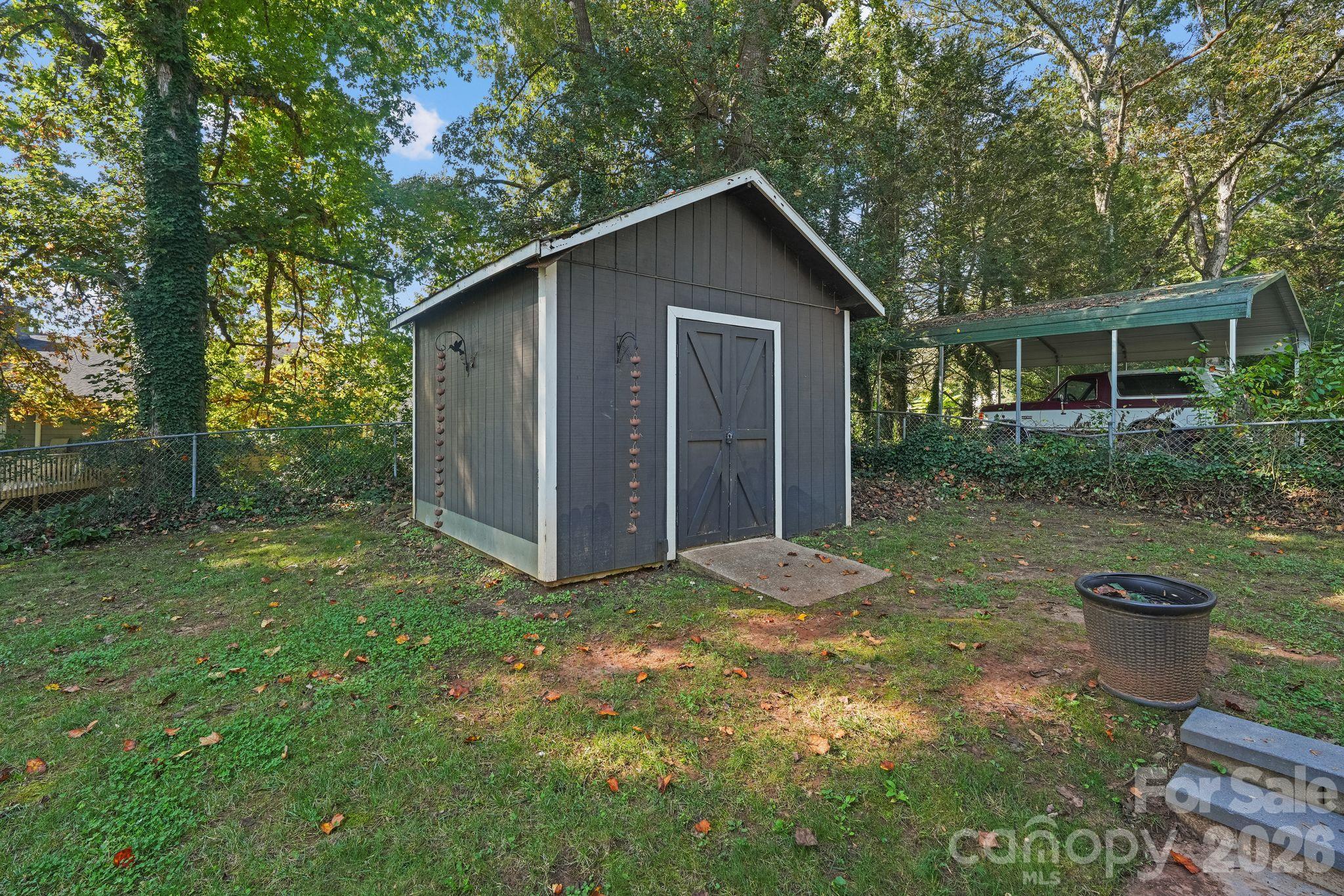 Single Family Residence at 1077 19th Avenue Place NW, Hickory, photo 24 of 33