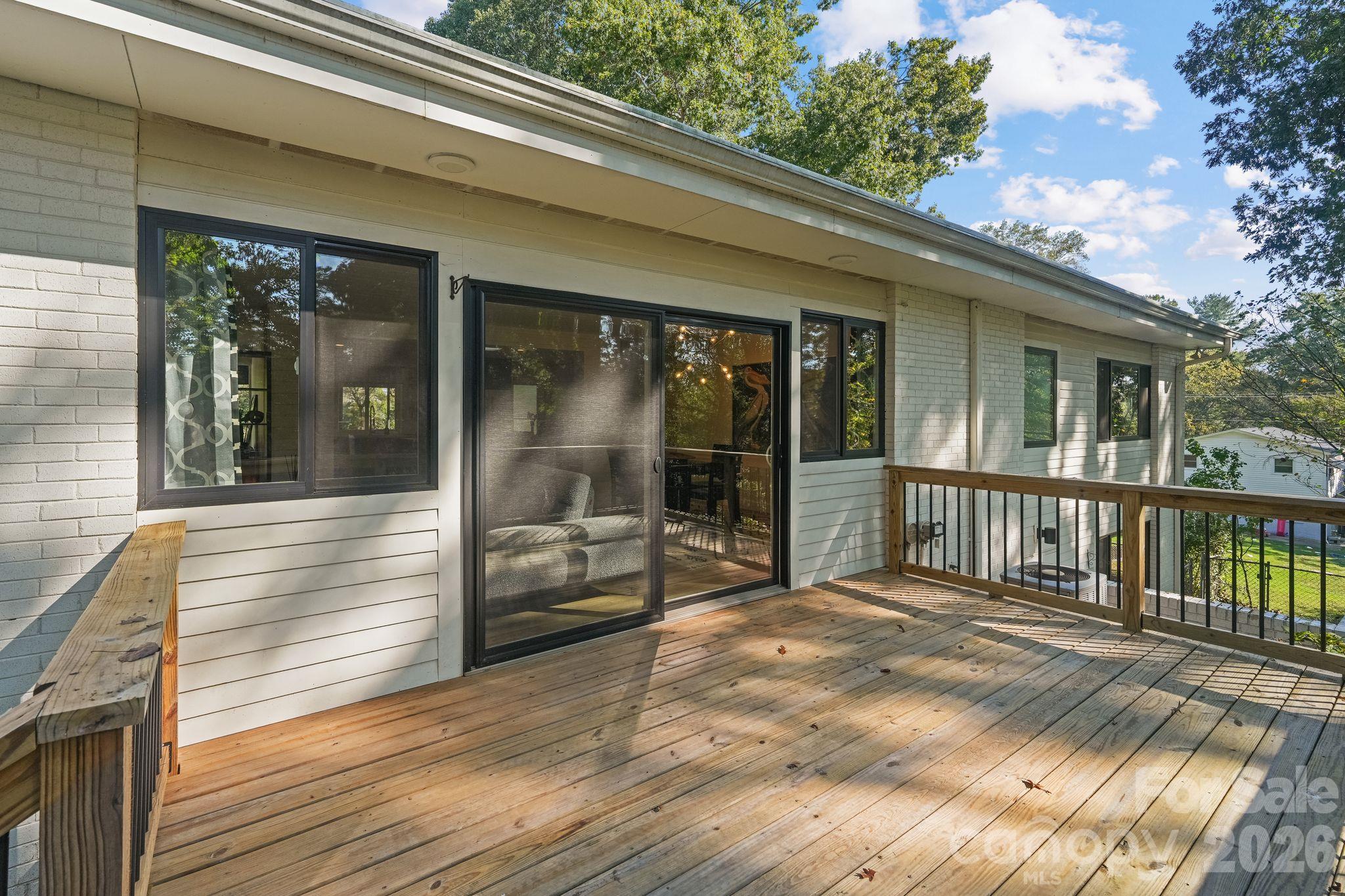 Single Family Residence at 1077 19th Avenue Place NW, Hickory, photo 28 of 33