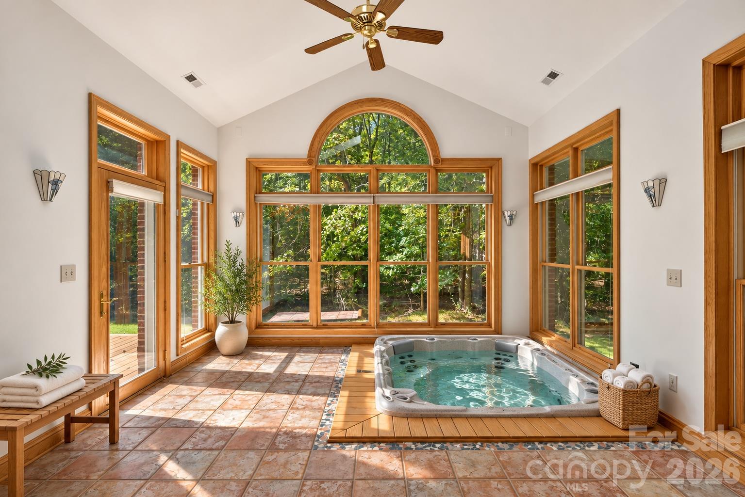 Primary suite Spa room - 253 Highway 161 South, Clover