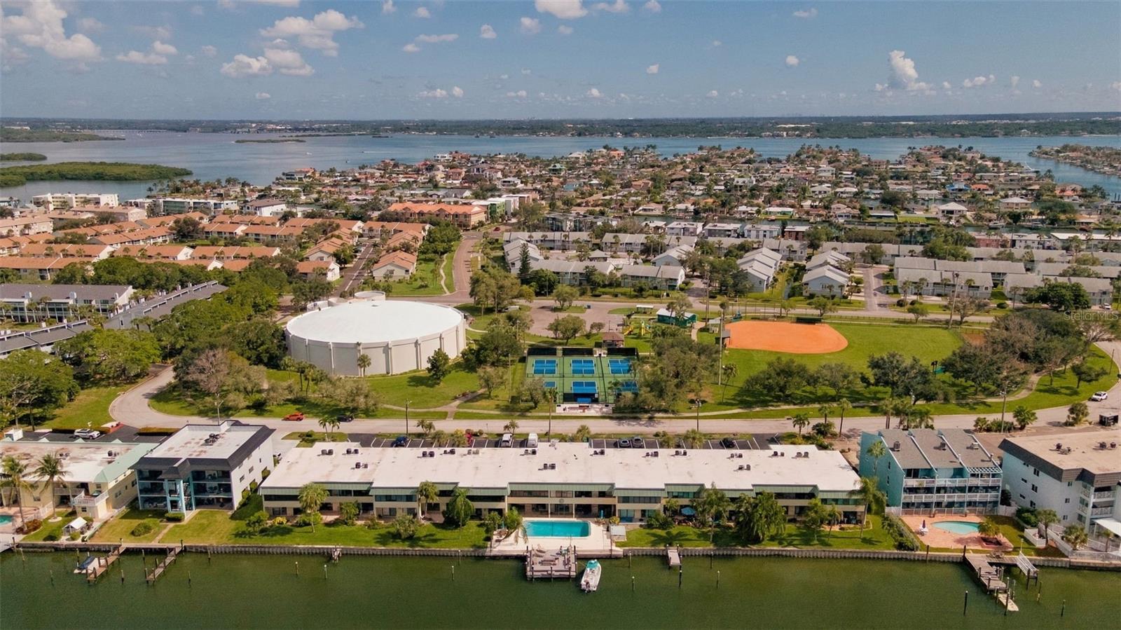 Condominium at 12000 CAPRI CIR S #20, TREASURE ISLAND, photo 23 of 75