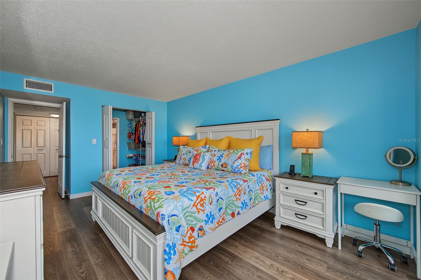Condominium at 12000 CAPRI CIR S #20, TREASURE ISLAND, photo 25 of 75