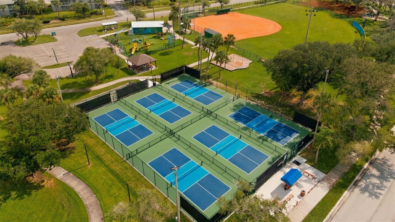 Condominium at 12000 CAPRI CIR S #20, TREASURE ISLAND, photo 46 of 75