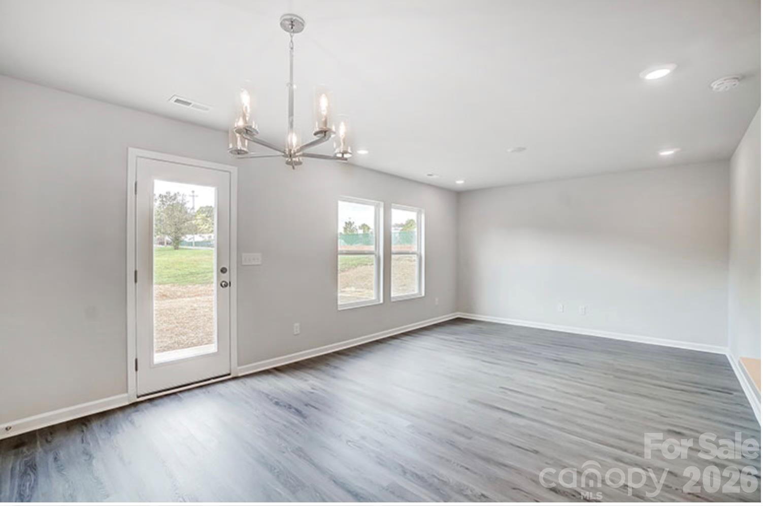 Single Family Residence at 1320 Yadkin Street, Statesville, photo 4 of 20