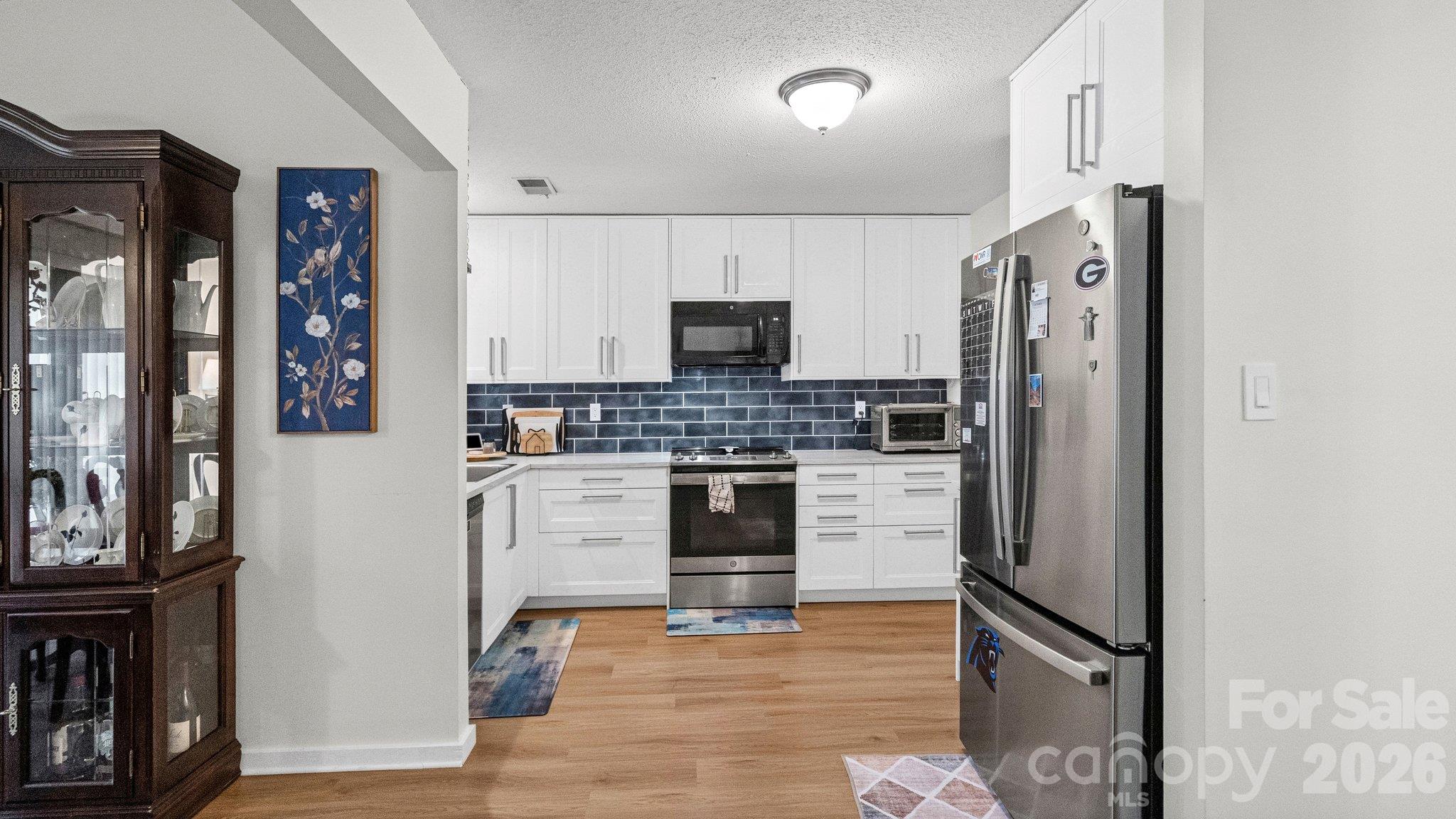 Condominium at 1702 Renard Ridge Road, Charlotte, photo 4 of 29