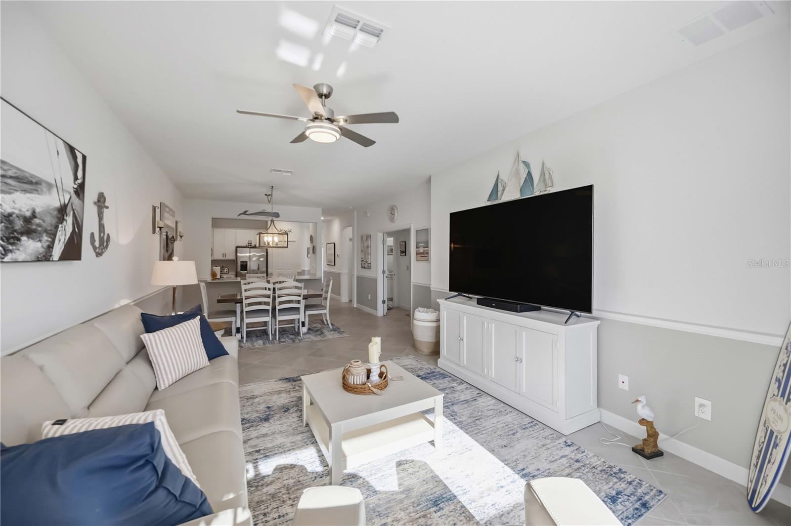 Great room - 8592 SEASALT LOOP, ENGLEWOOD