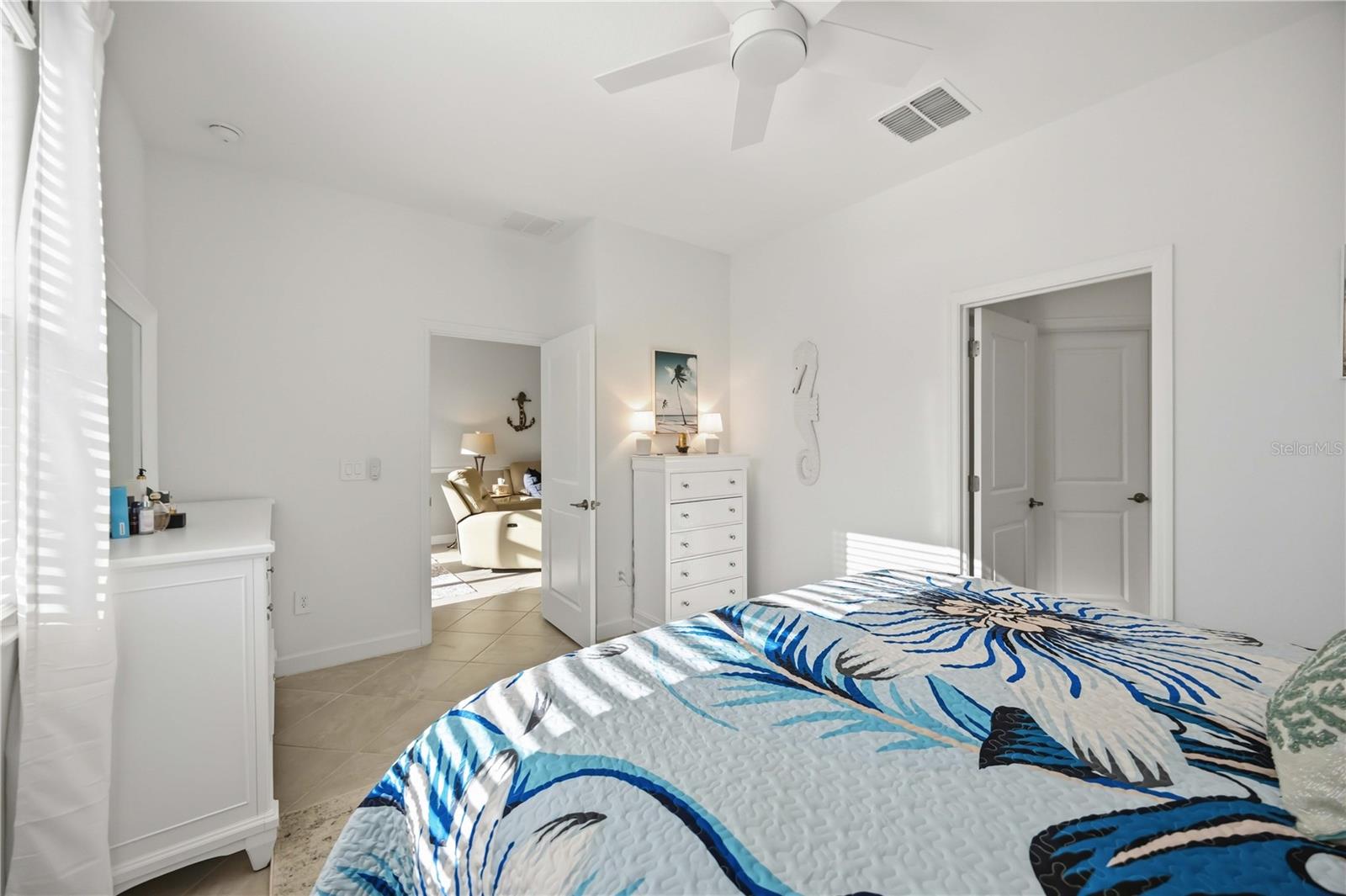 Owner's Suite - 8592 SEASALT LOOP, ENGLEWOOD