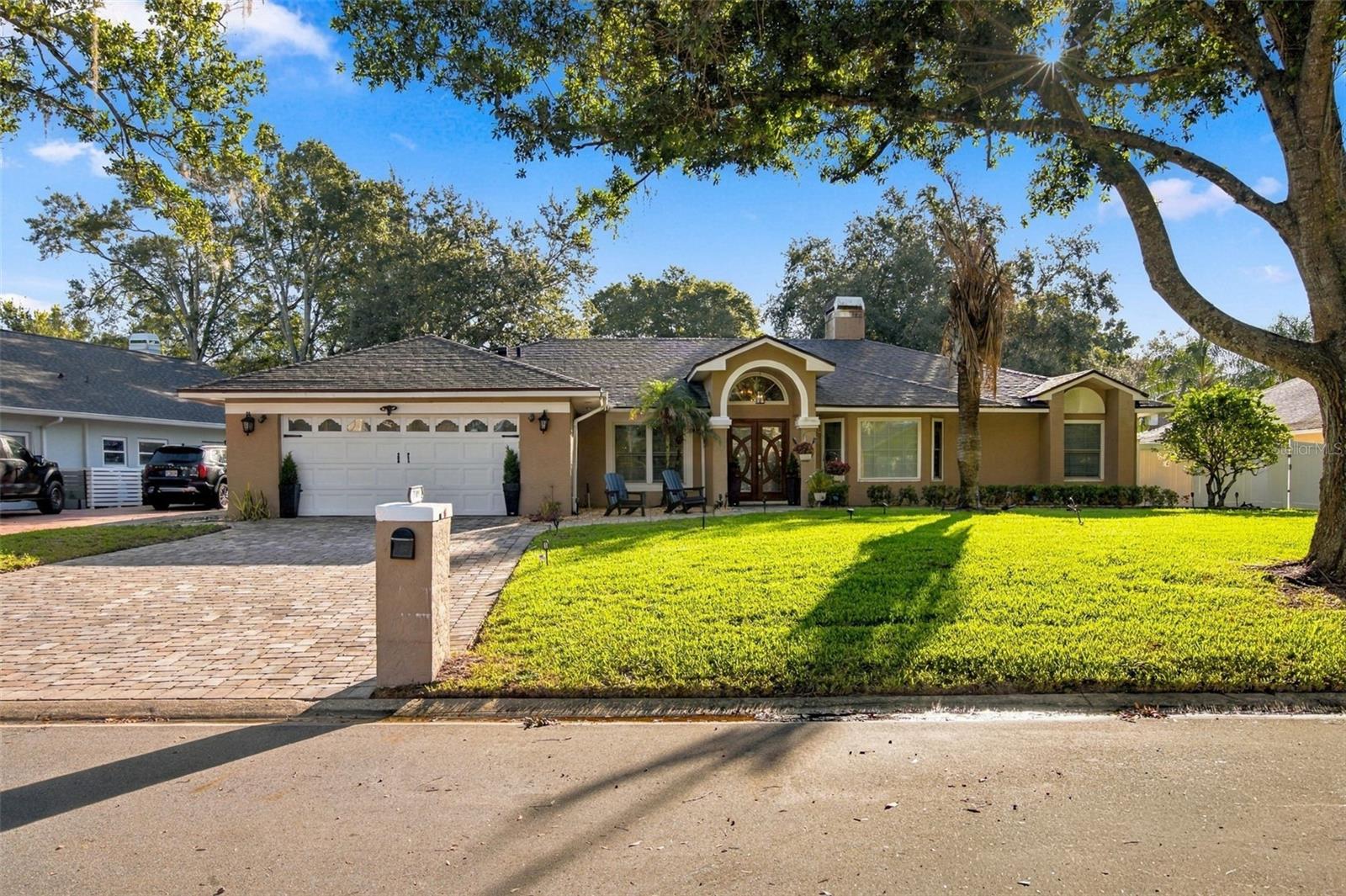 7709 APPLE TREE CIR