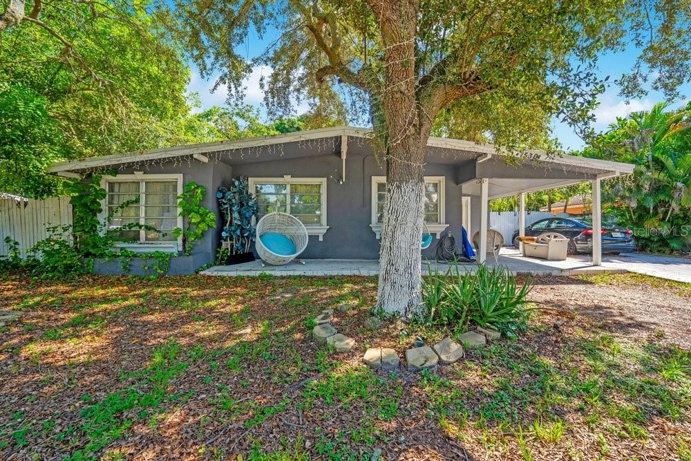 1530 NE 43RD CT
