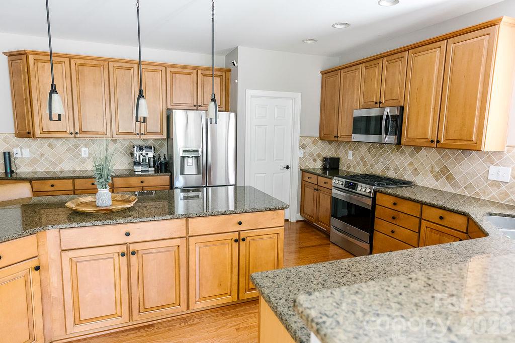 Single Family Residence at 8341 Carly Lane, Mint Hill, photo 12 of 49