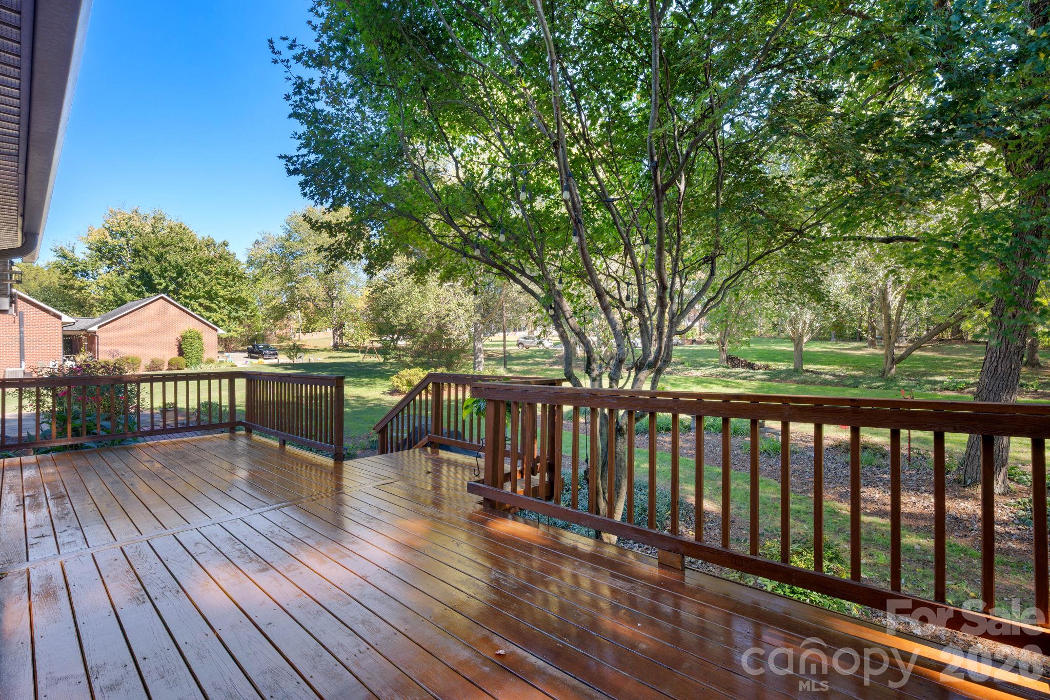 Single Family Residence at 990 Royal Drive, Lincolnton, photo 17 of 45