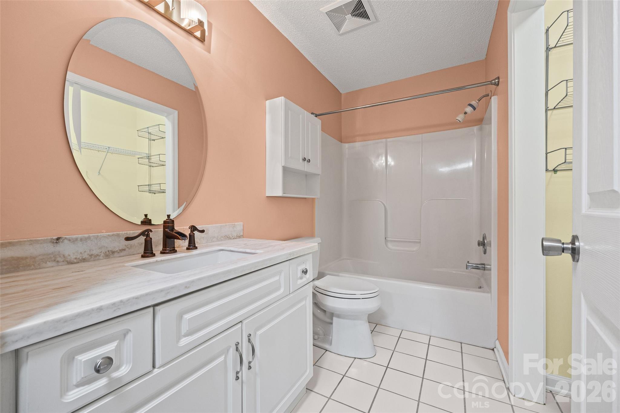 Bath on Upper - 152 Sea Island Boulevard, Fort Mill