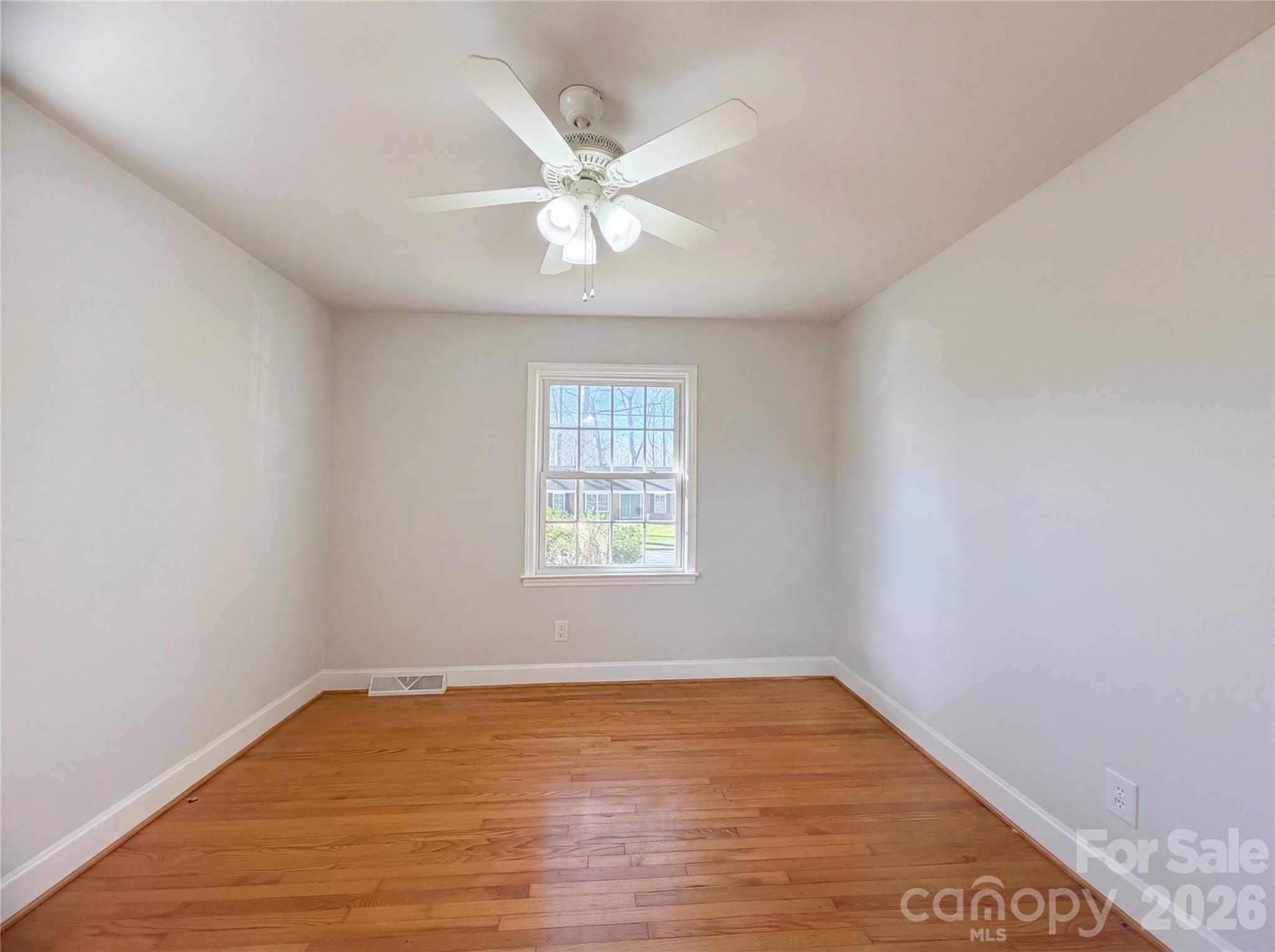Single Family Residence at 1512 Buckingham Avenue, Gastonia, photo 17 of 20